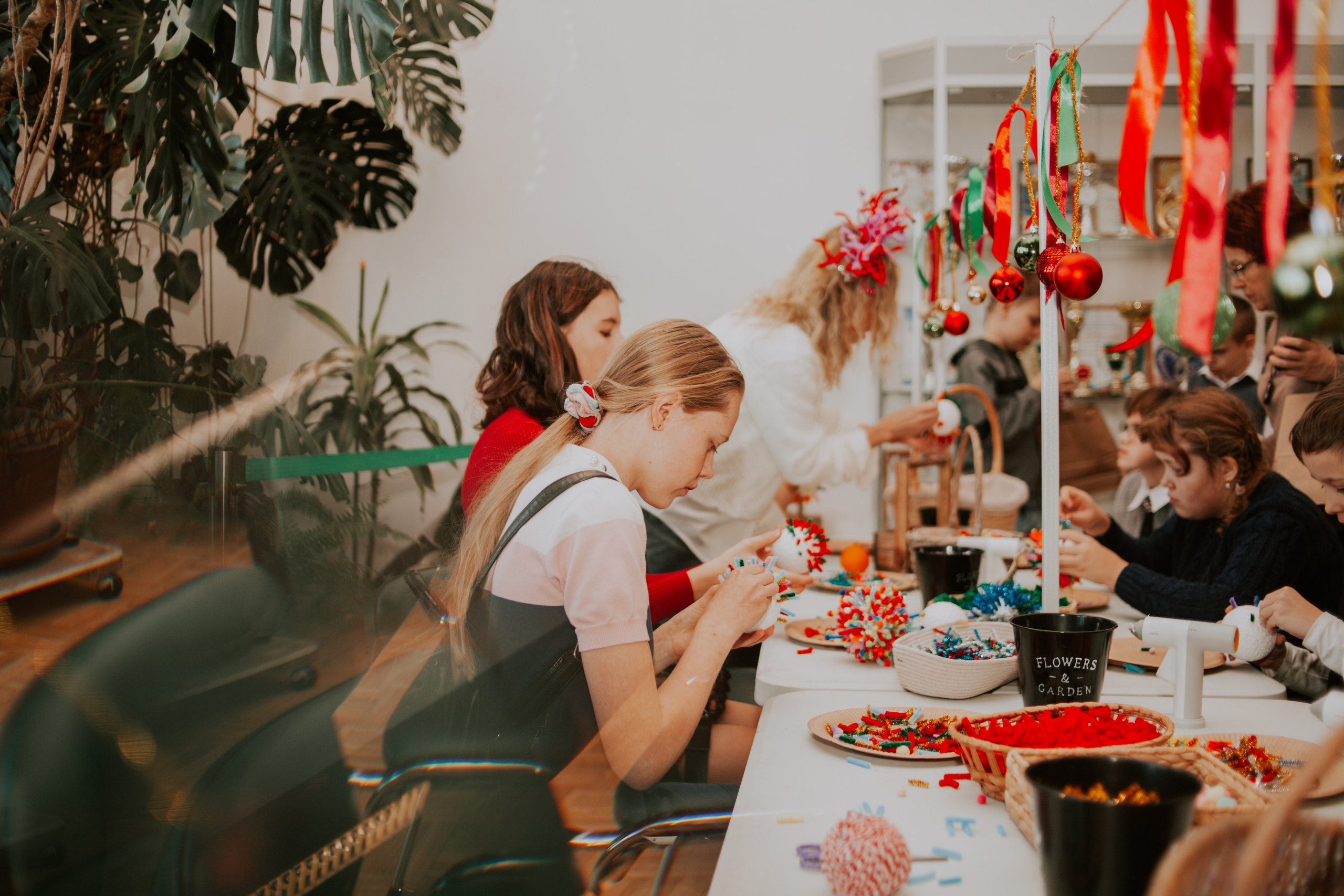 Мастер-класс от Мастерской Наташи Ой на фестивале для детей с ОВЗ «Шире круг». Семейный фотограф во Всеволожске и Санкт-Петербурге Юлия Капустина