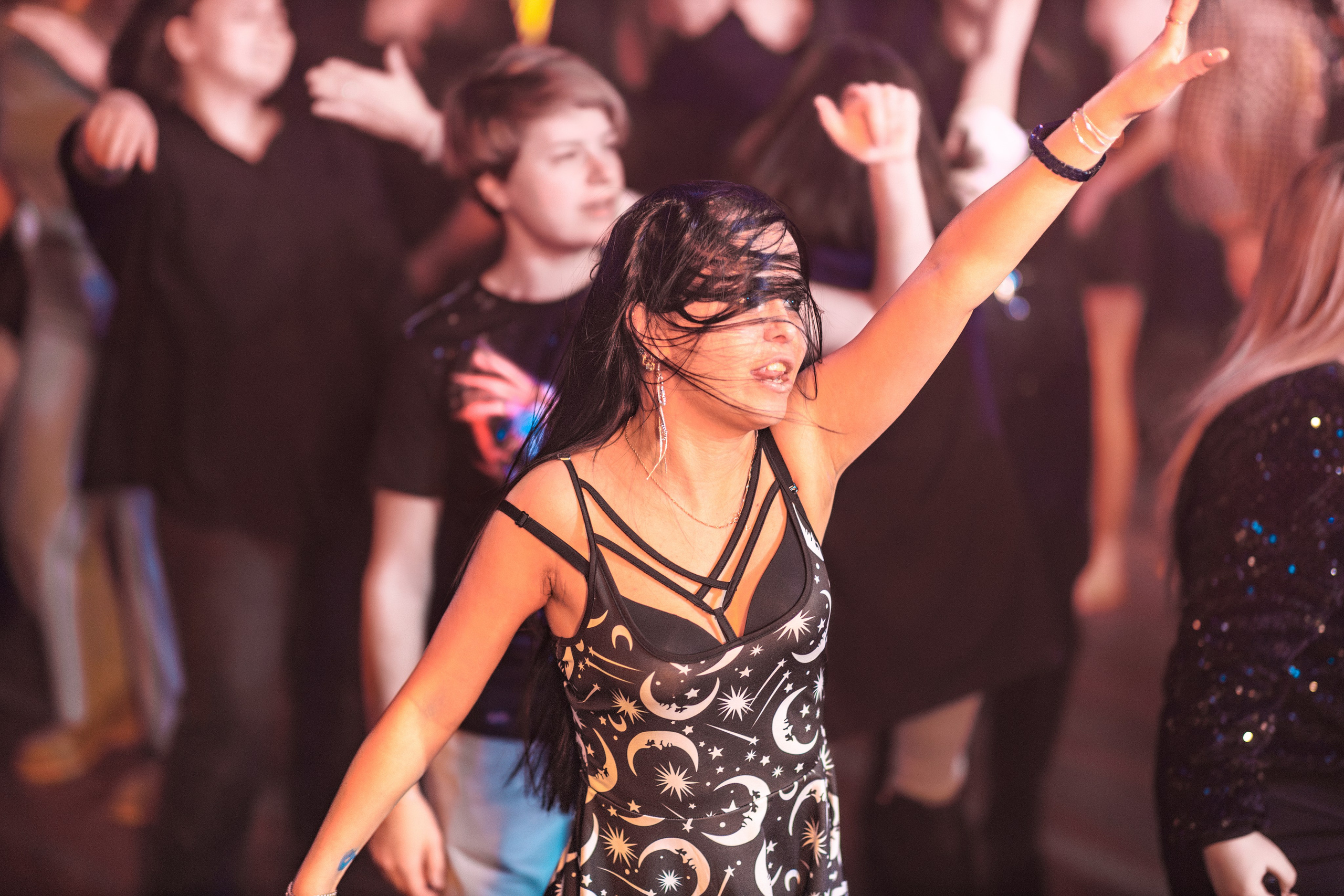 14.02.25 Вечно молодой. Репортажный фотограф Екатеринбург | Яркий, качественный репортаж | Концерты, клубы, репортаж, праздники, корпоративы