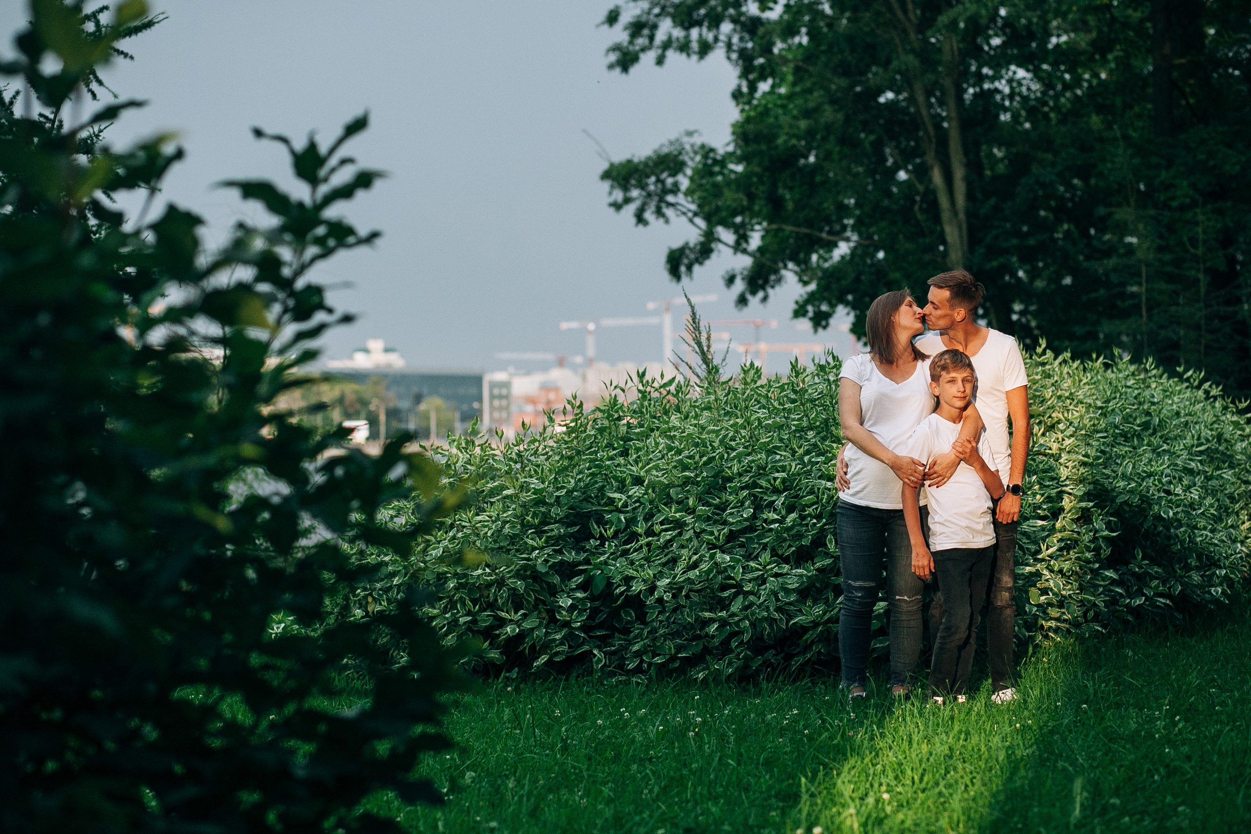 Семейная фотосессия на улице. Семейный фотограф, свадебный фотограф, женский портрет в Санкт-Петербу