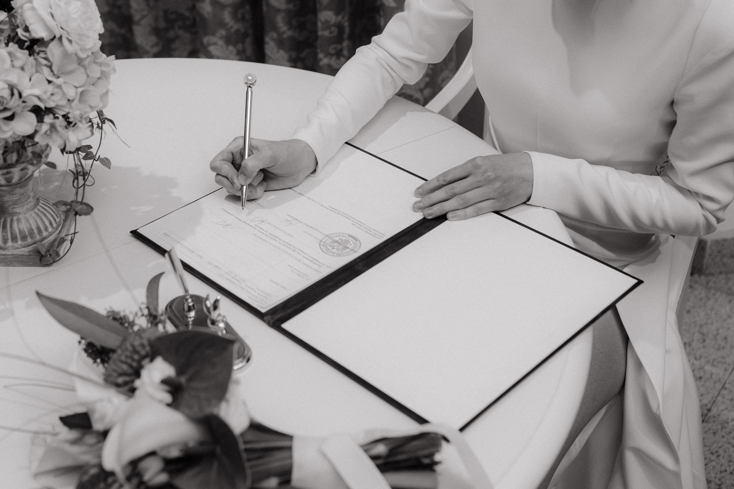 Регистрация Анастасии и Никиты — Краеведческий музей. Свадебный фотограф Екатеринбург/Челябинск — Любовь Волохова