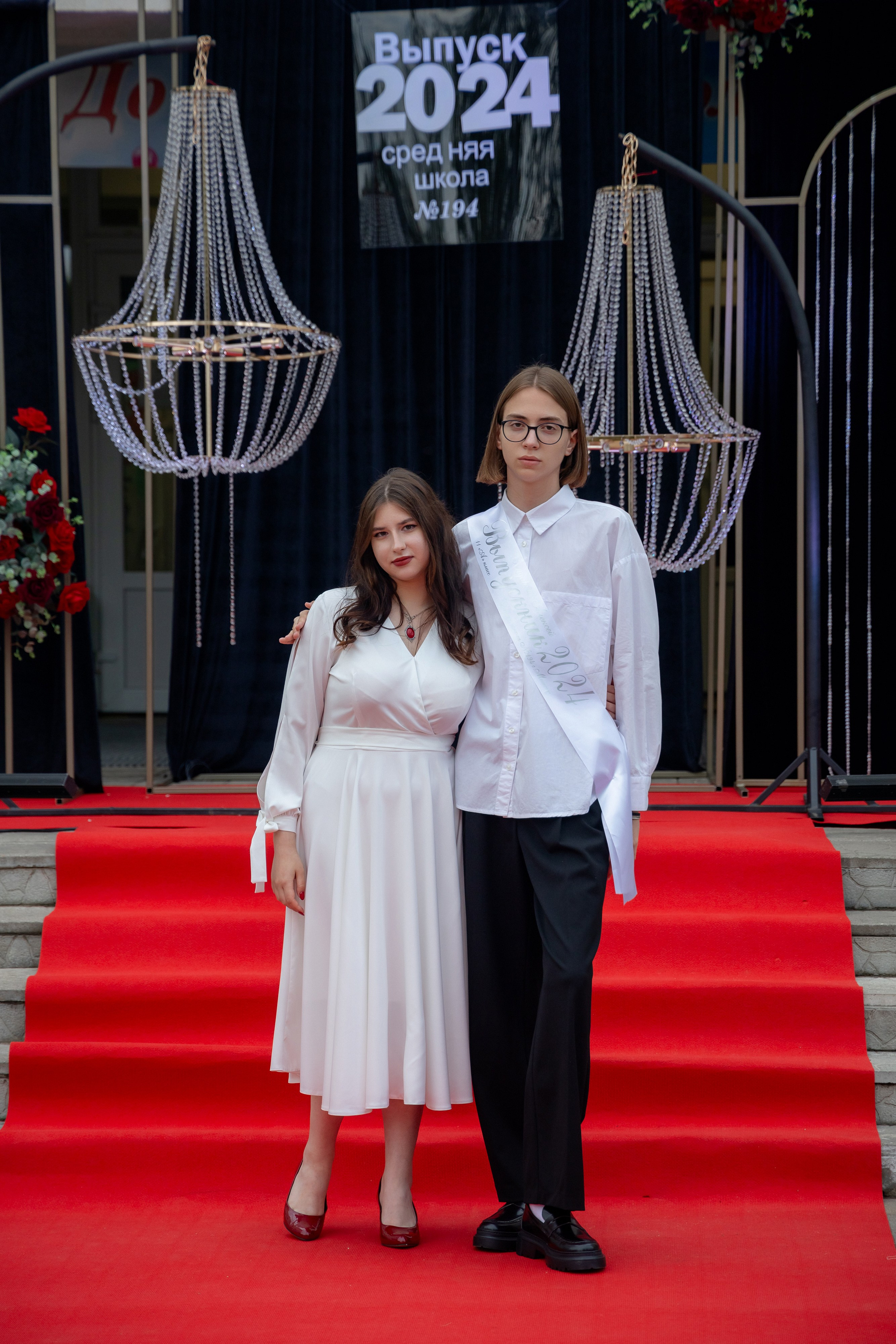 Школьный выпускной 2024 год в Соколе (Минск). Свадебный фотограф в Минске/Беларуси Сергей Спиридонов