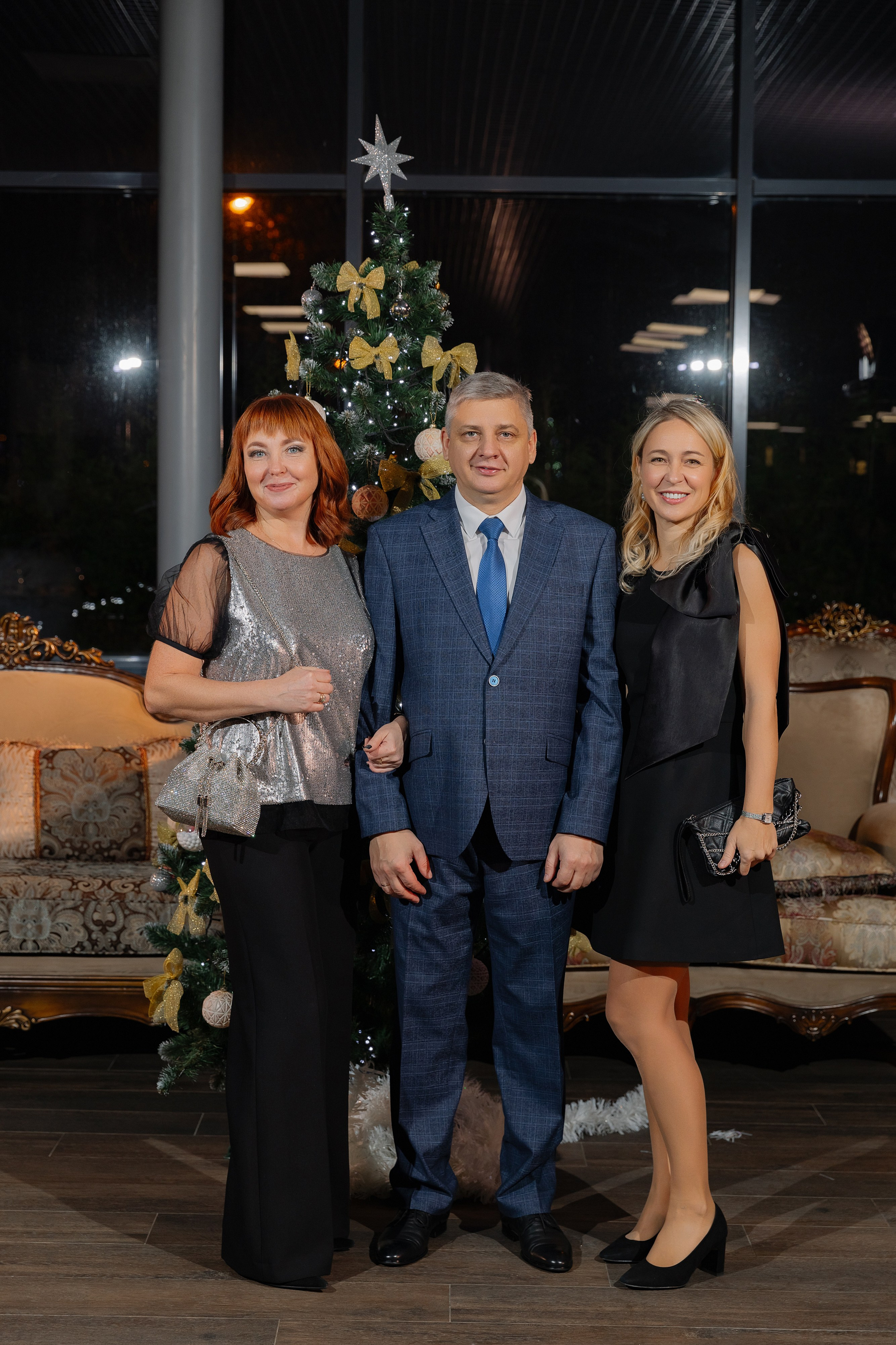 Корпоративная новогодняя фотосъемка для BELARUSBANK в Ресторане «Урарту». Свадебный фотограф в Минске/Беларуси Сергей Спиридонов