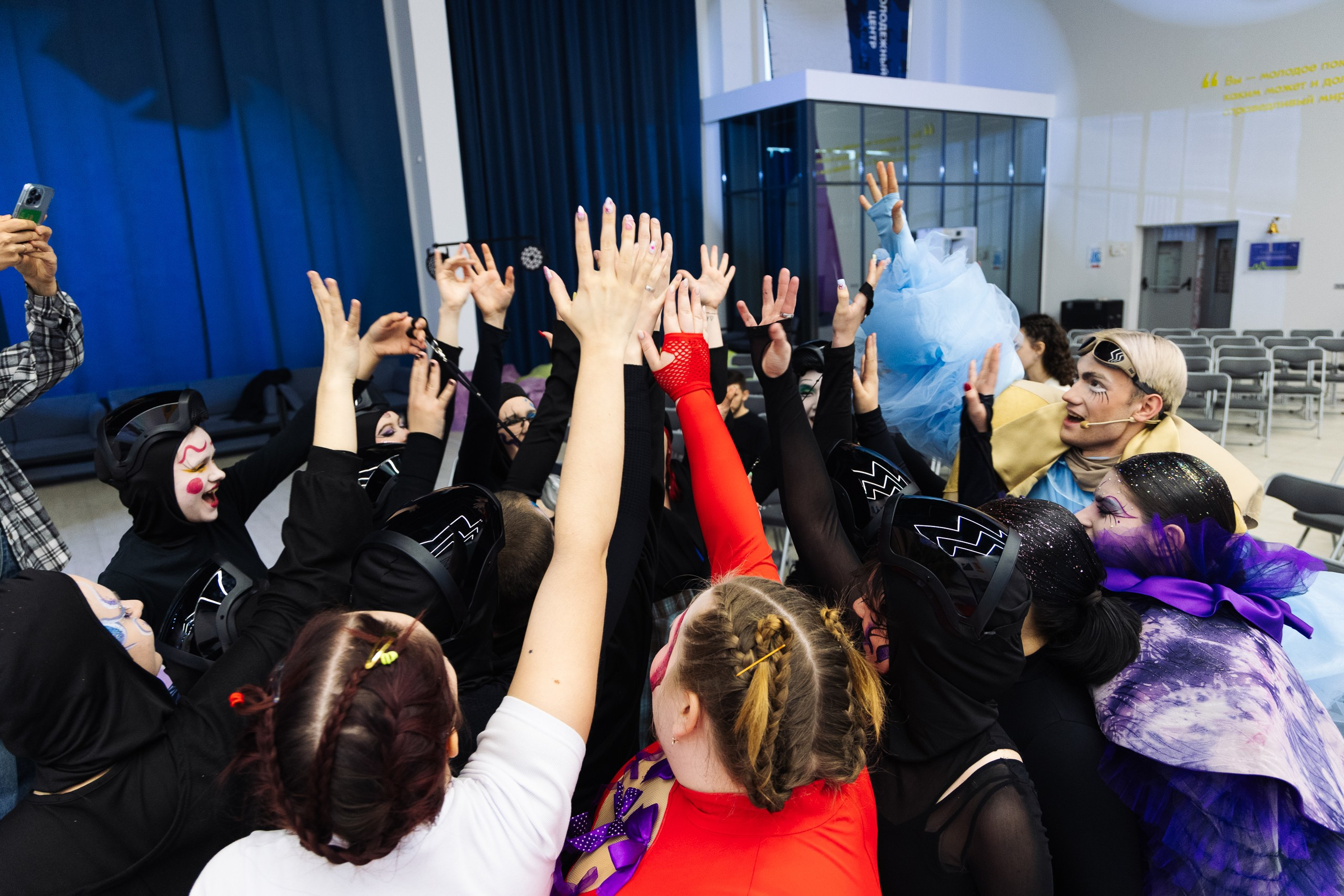 Уличный театр «Чудо» — спектакль «Красиво». Flint — photographer