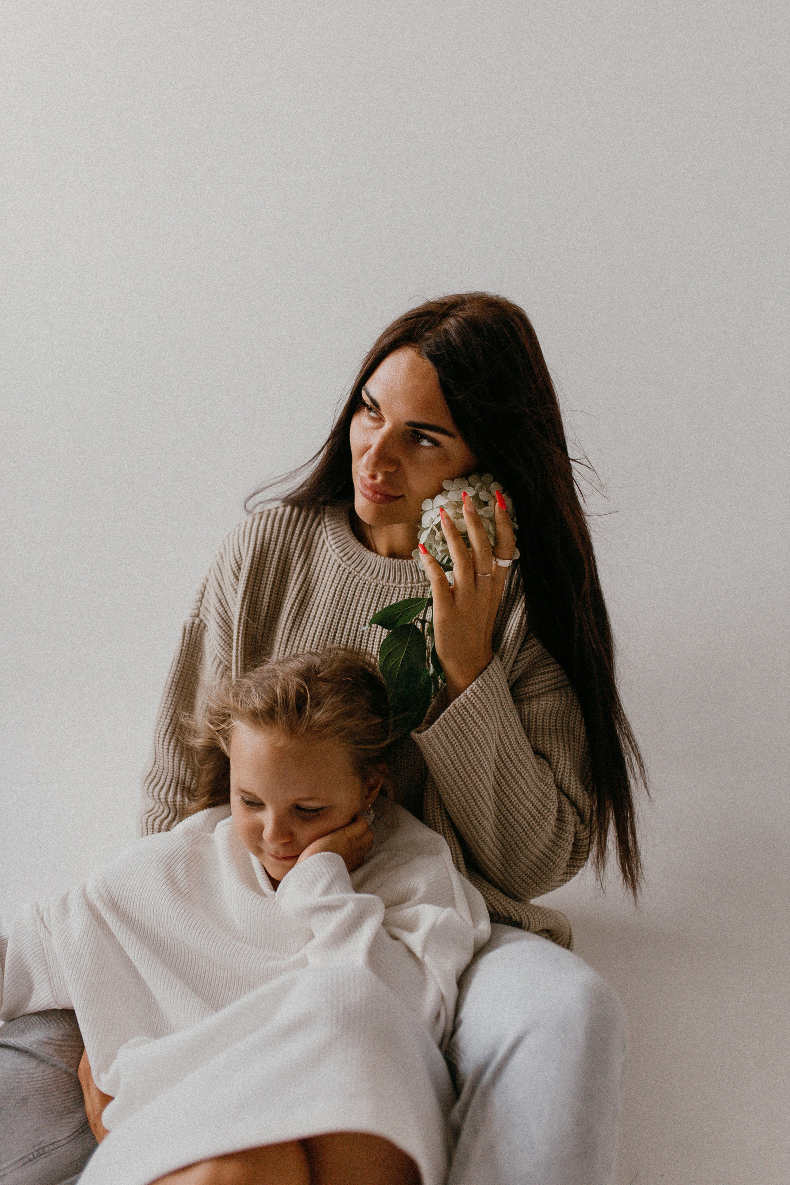 Есения и мама. Семейный фотограф Губкин/Старый Оскол