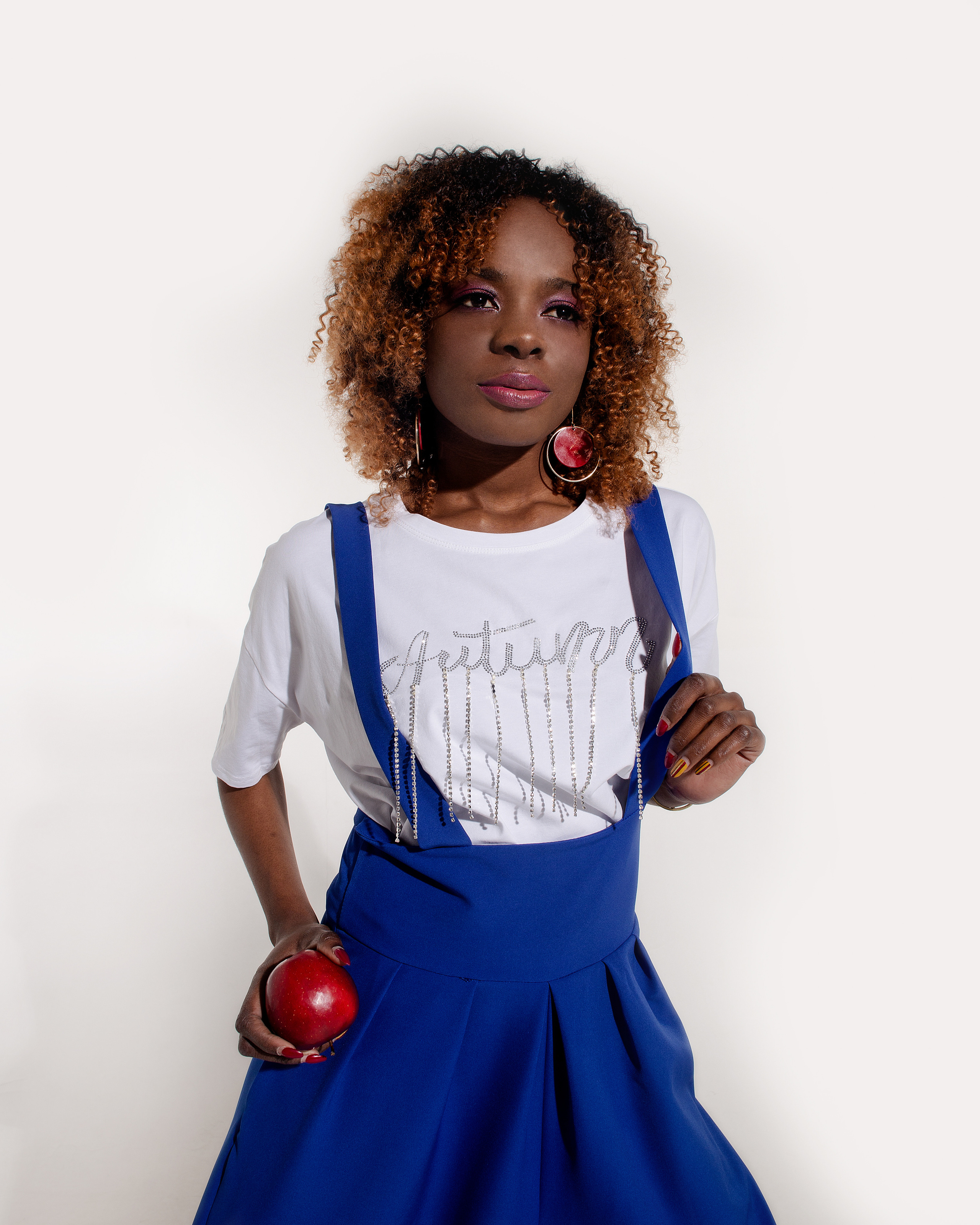 Фотосессия в студии Иваново. Свадебный фотограф в Иваново Гитарина Черняева