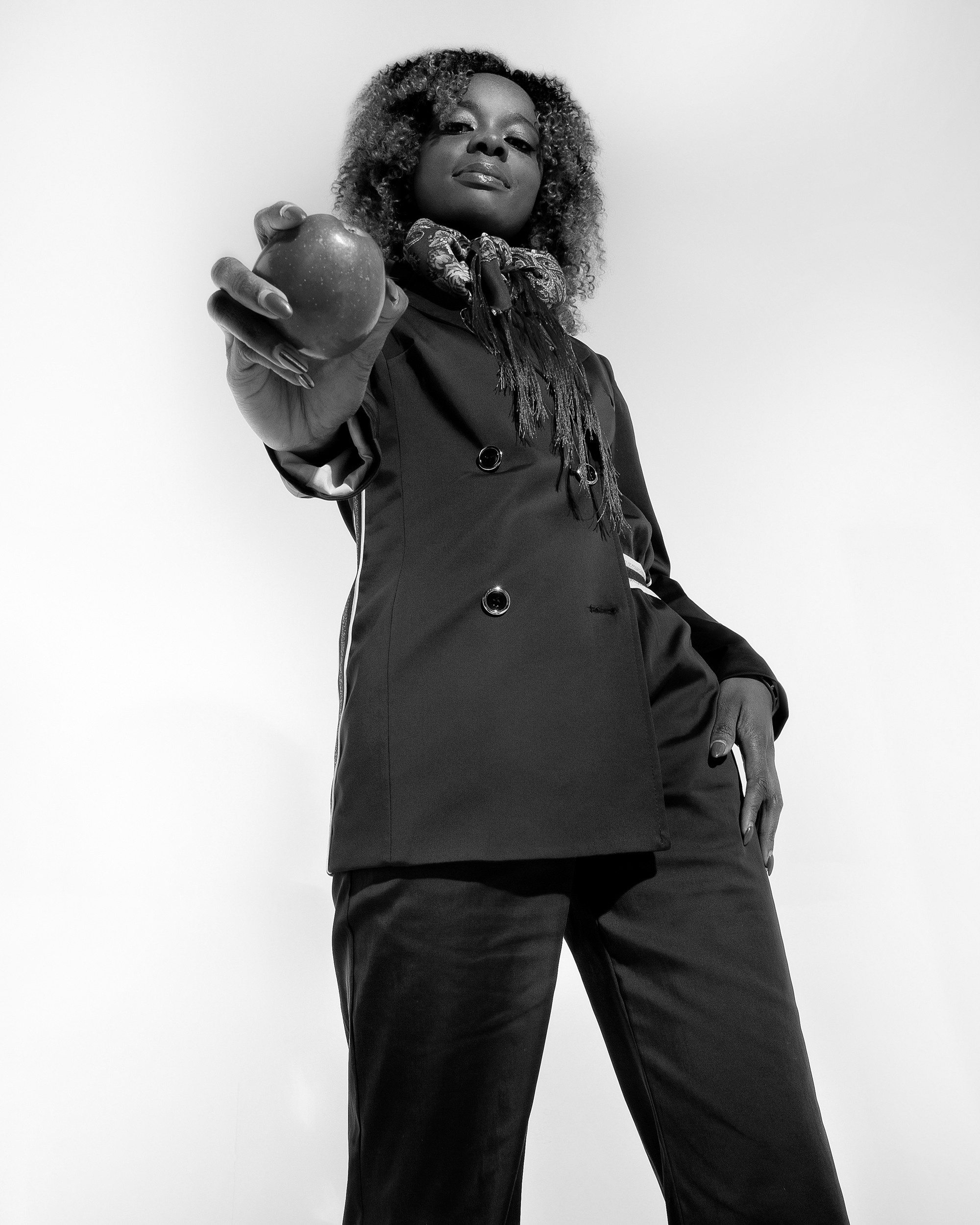 Фотосессия в студии Иваново. Свадебный фотограф в Иваново Гитарина Черняева