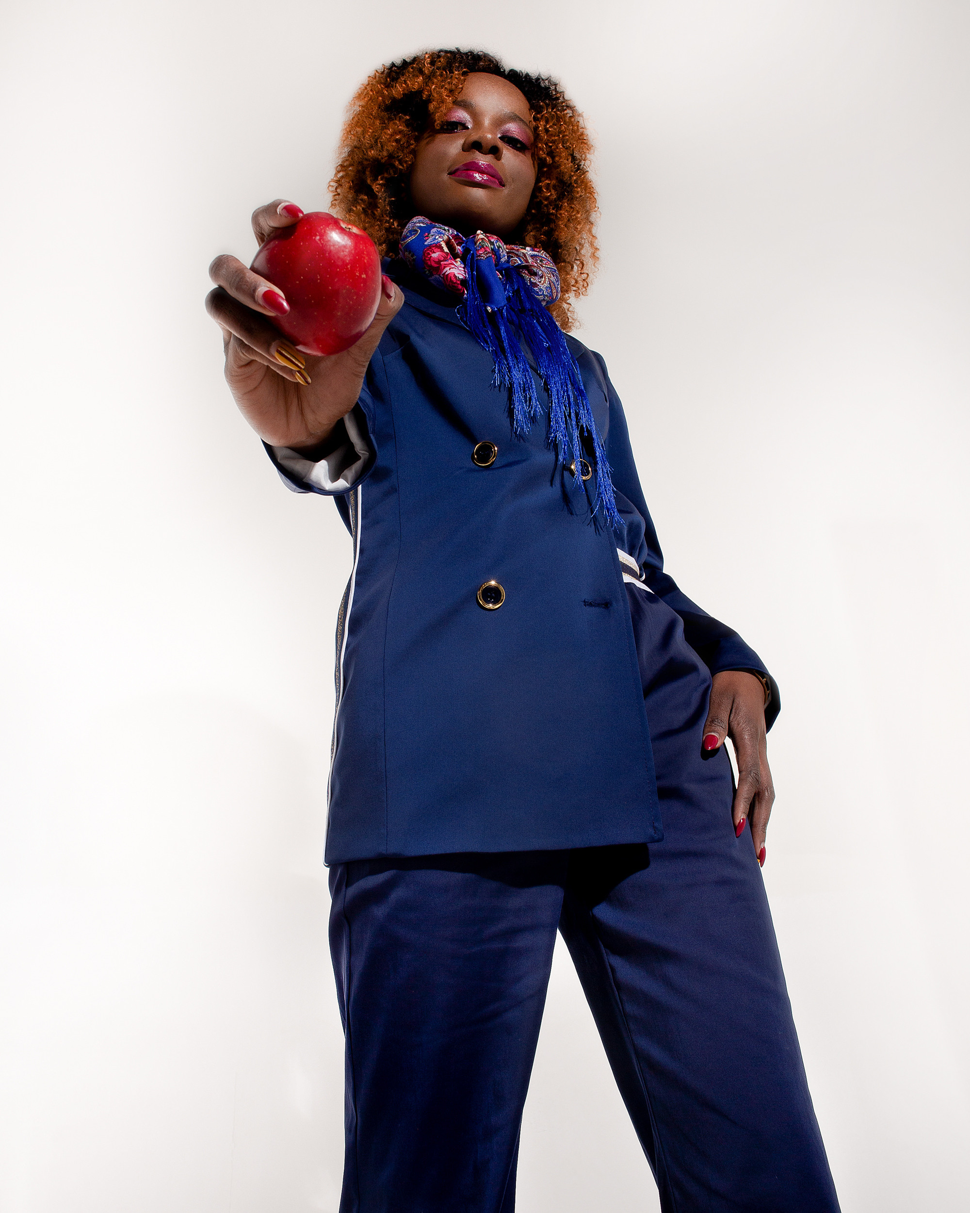 Фотосессия в студии Иваново. Свадебный фотограф в Иваново Гитарина Черняева