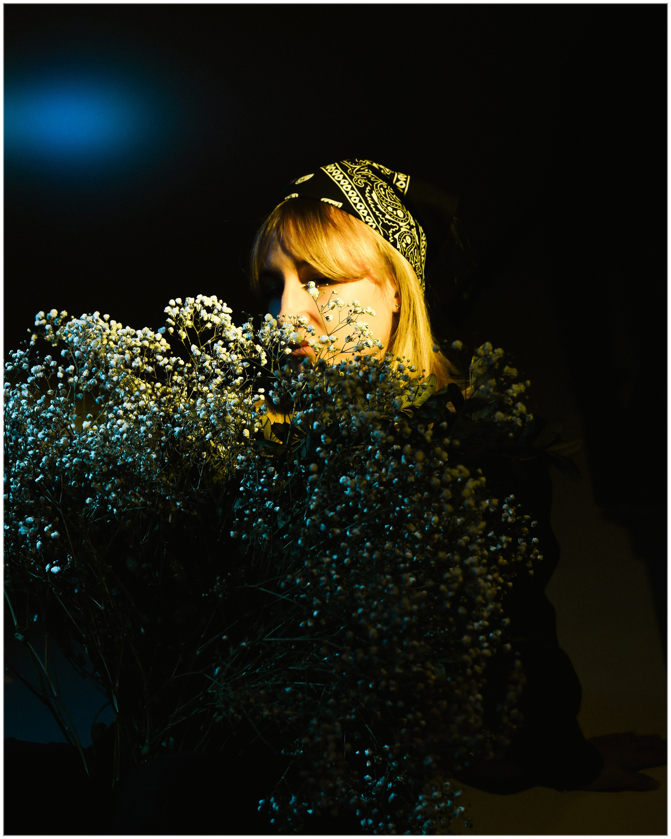 Flowers. Sun Betty — кинофотограф Элизабет
