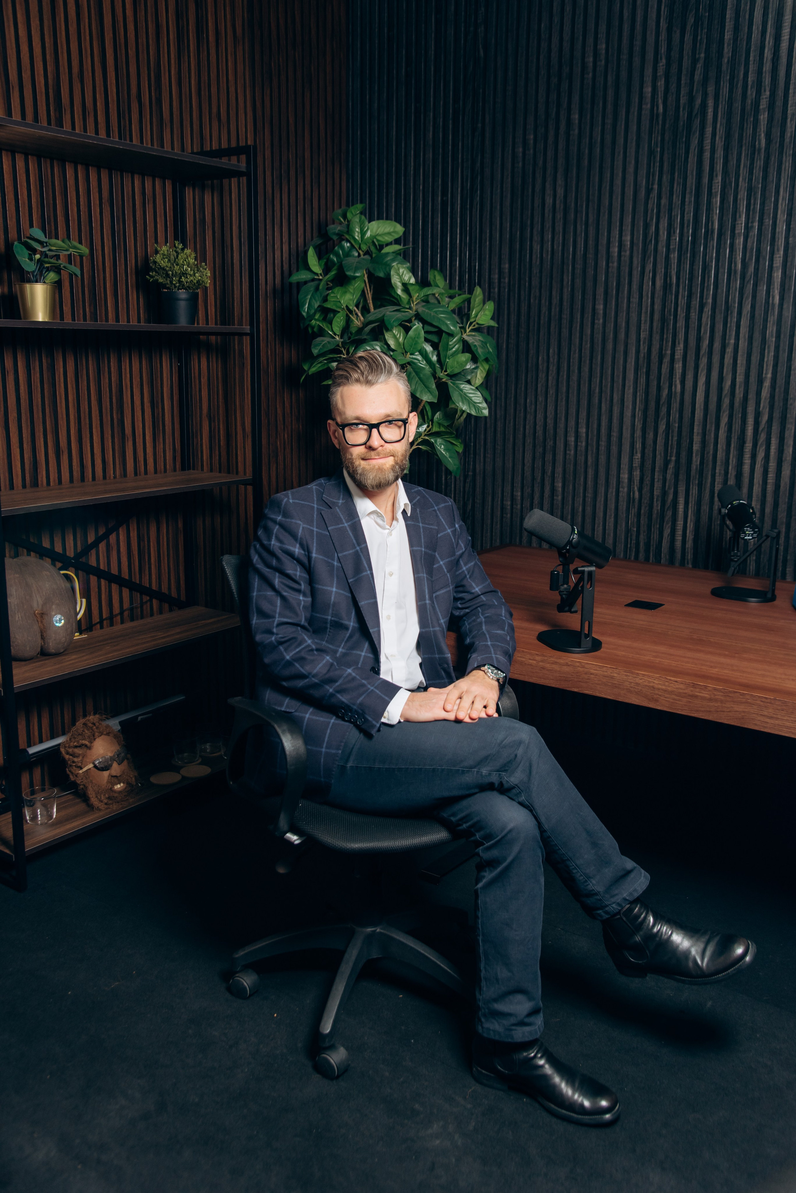 #деловойпортрет #бизнеспортрет #мужскойпортрет #профессиональныйпортрет #портретнаделовую #headshots #businessheadshot #corporateheadshot #геройнафото #студийнаяфотосессия #портретдлярезюме #портретдляLinkedIn #партнерскиепартнёры #мужскойстиль #деловойобраз