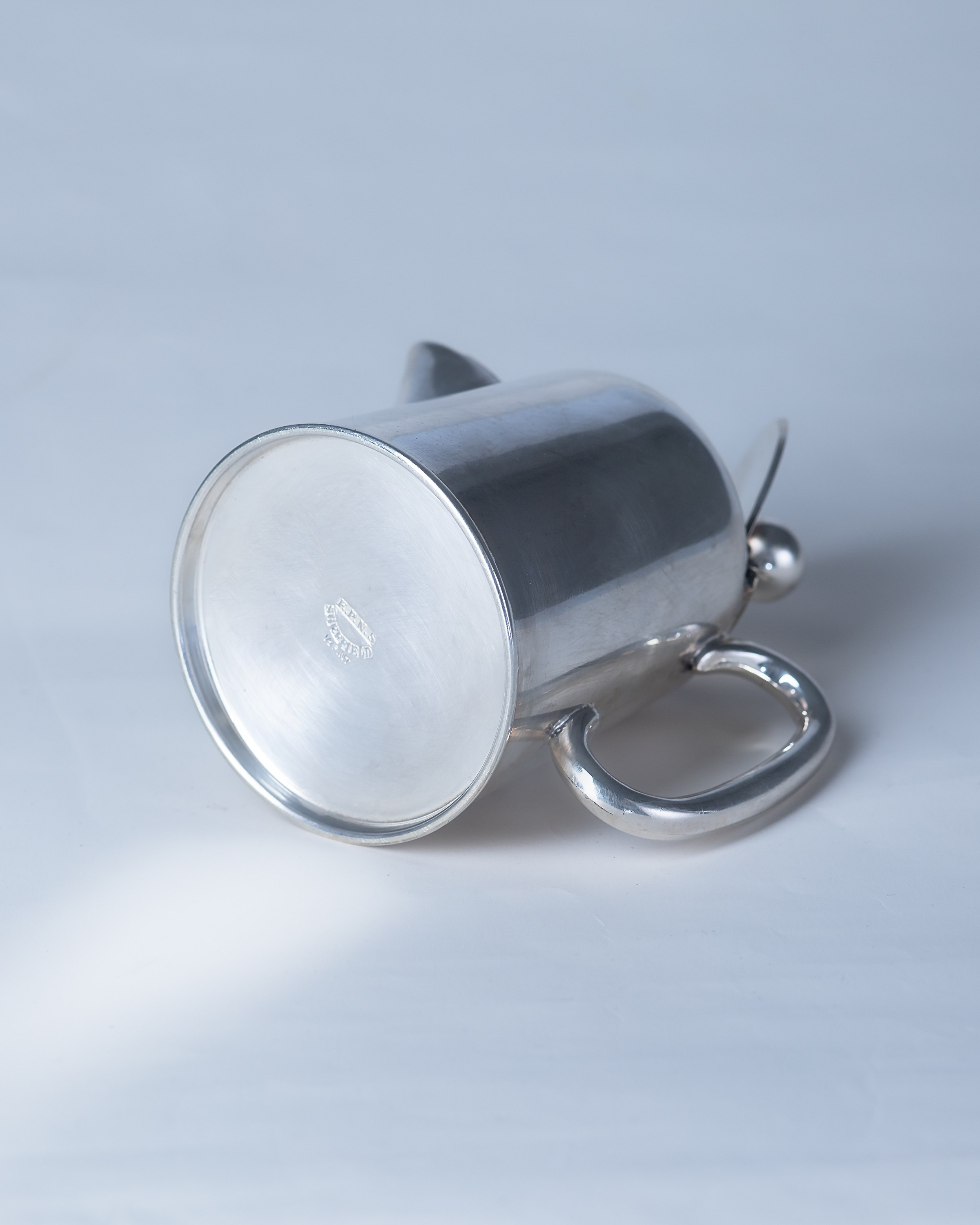 Предметная съемка: серебряный кофейник. Фотограф в Москве и Московской области Ольга Дробышева