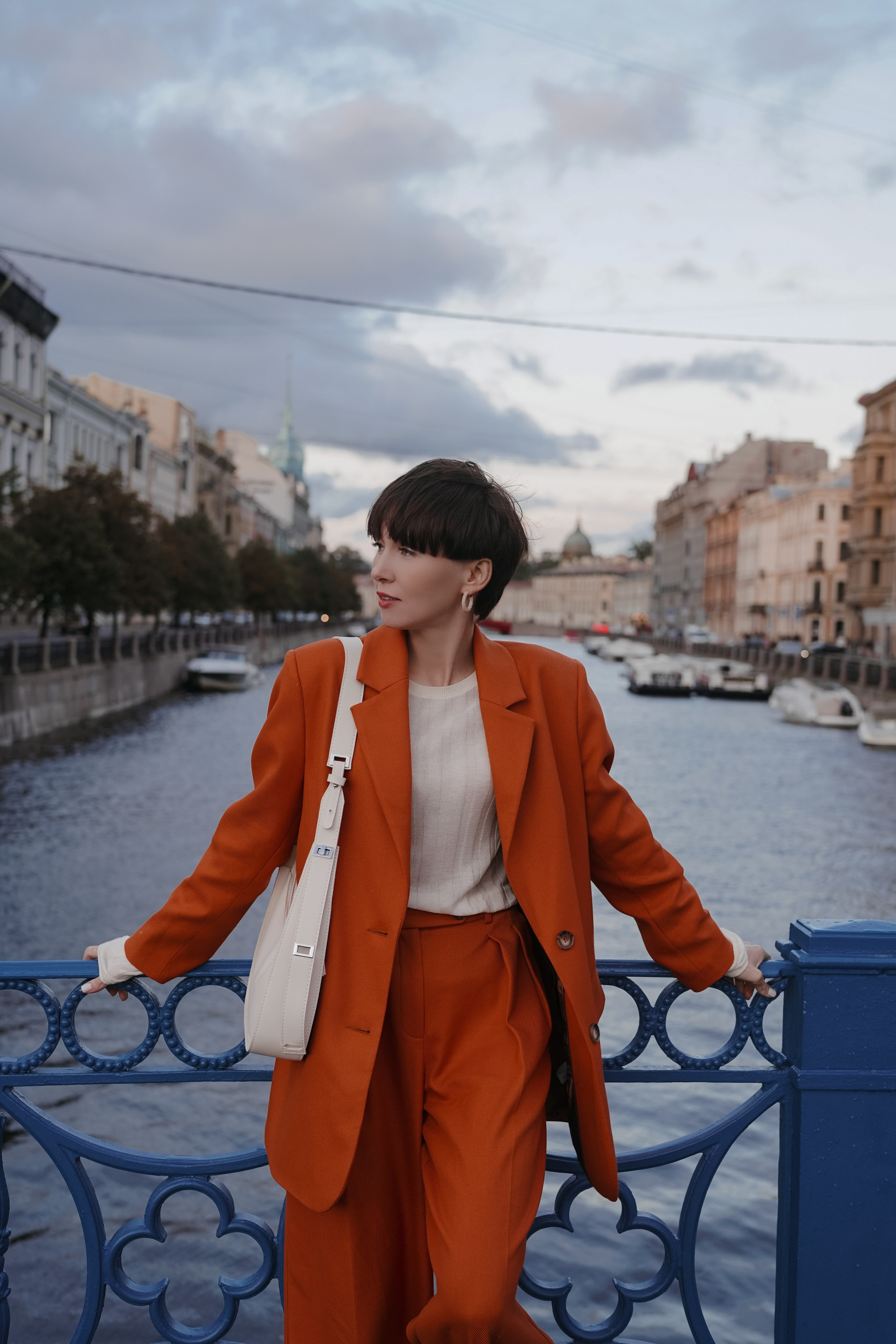 Индивидуальная фотосессия на улице (уличная). Фото и видео съемка