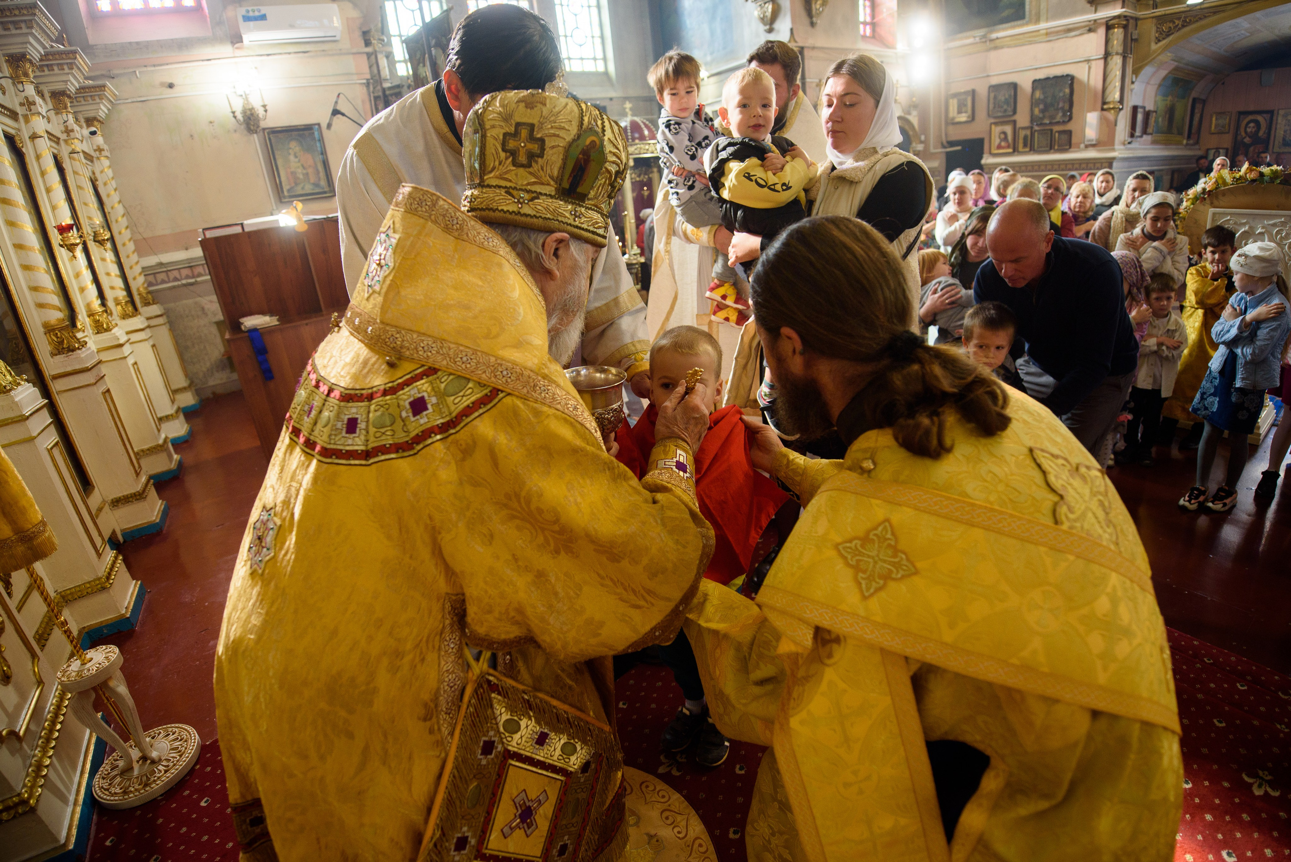 Воскресная литургия 29.10.2023. Семейный и свадебный фотограф в Феодосии и Коктебеле