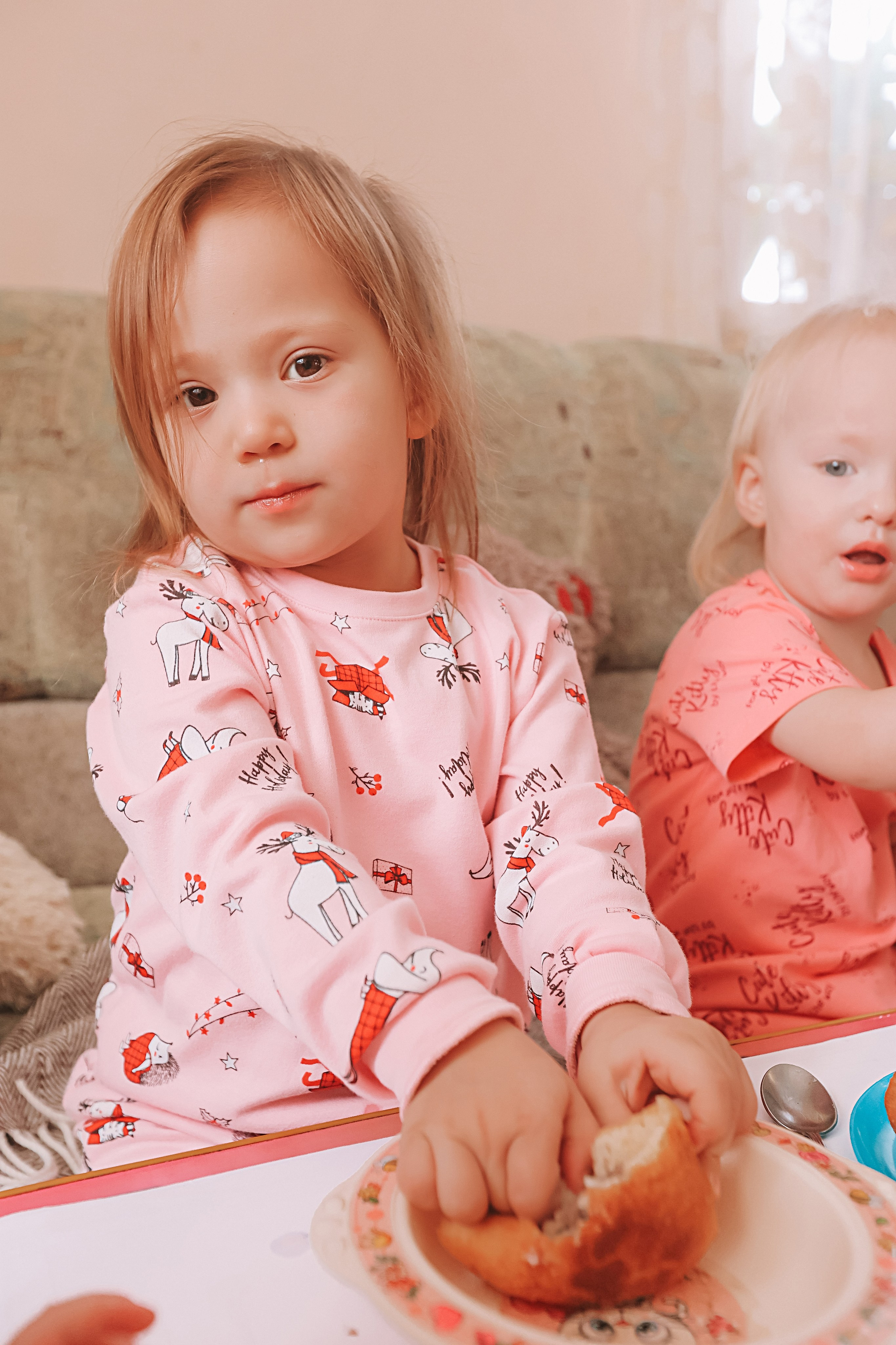 Большая семья репортаж. Семейный фотограф Тюмень, фотограф на роды Салмина Мария