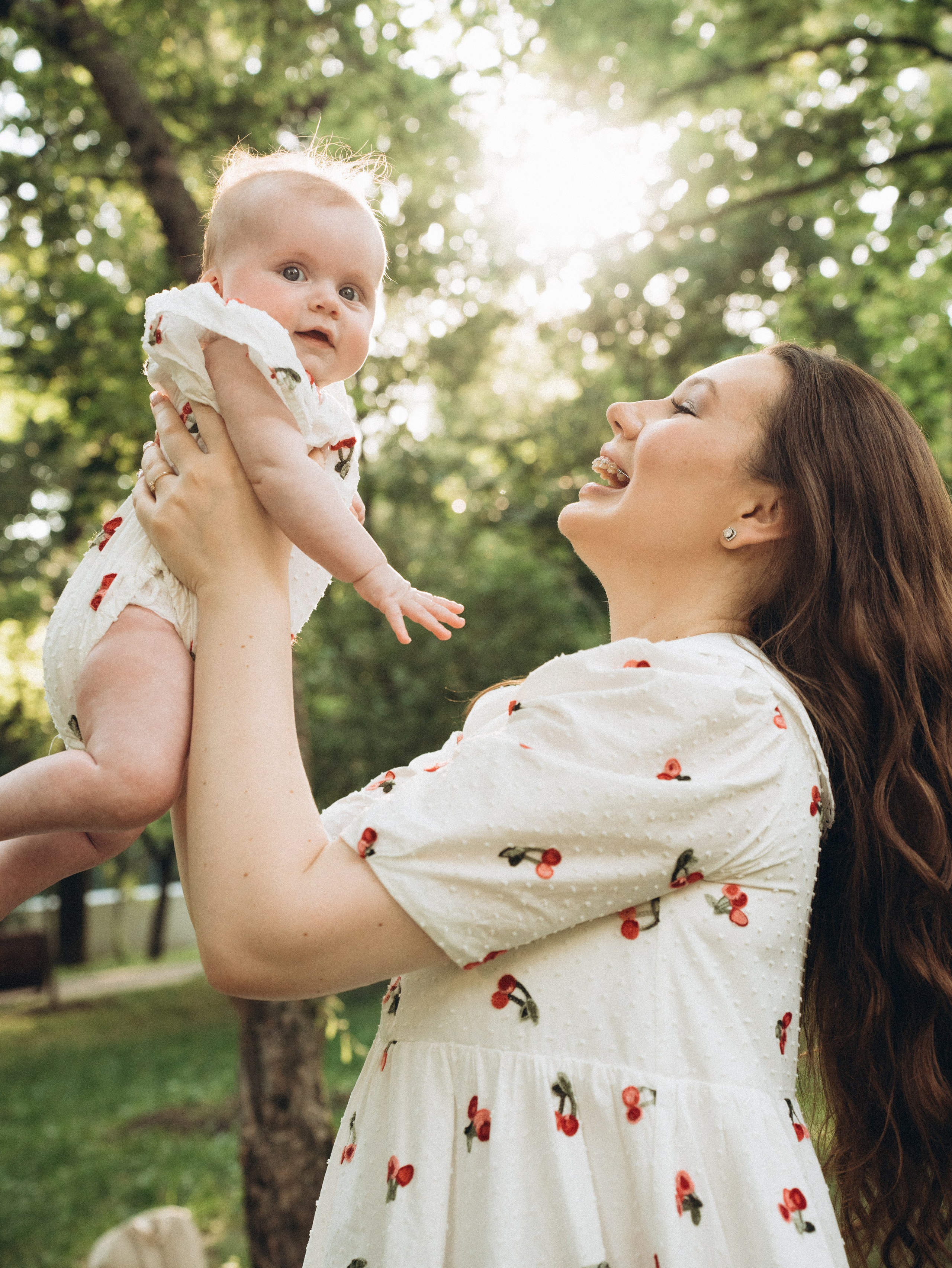 Виктория и Алиса / Вишневый сад. Маргарита — фотограф и видеограф / Москва