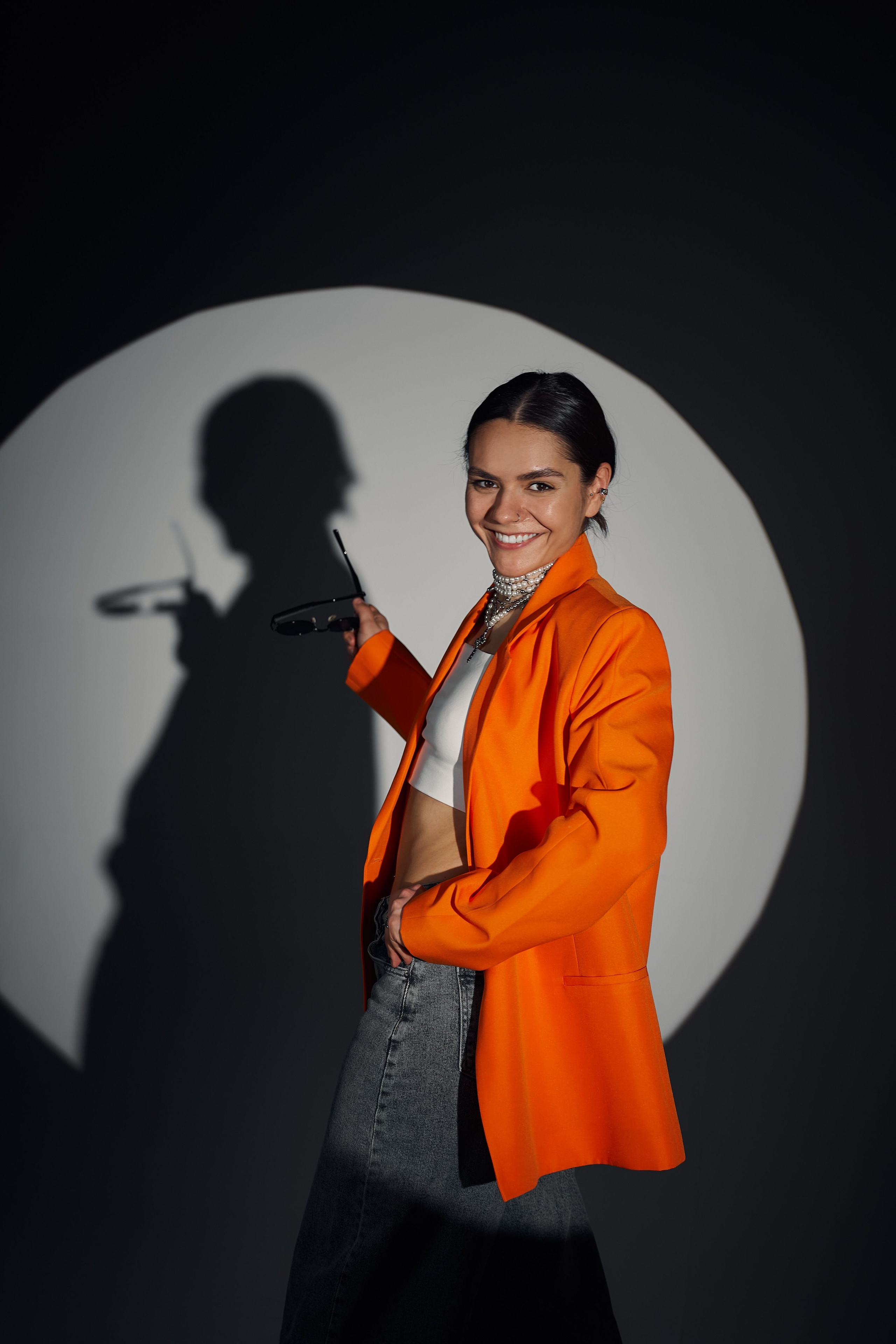 Фотосессия в студии по отличной цене. Студийный фотограф Евгений Опарин