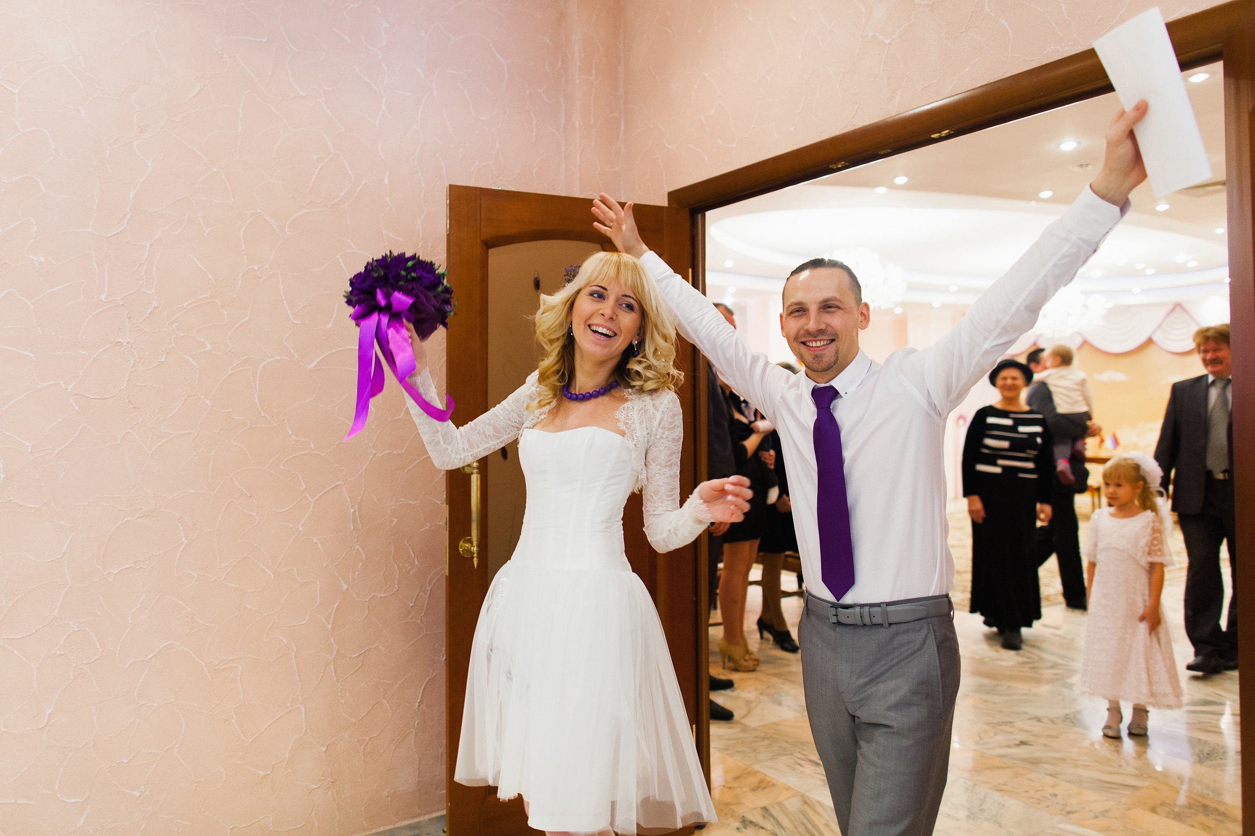 ФИОЛЕТОВО. Свадебный фотограф в Москве Никифоров-Гордеев Константин