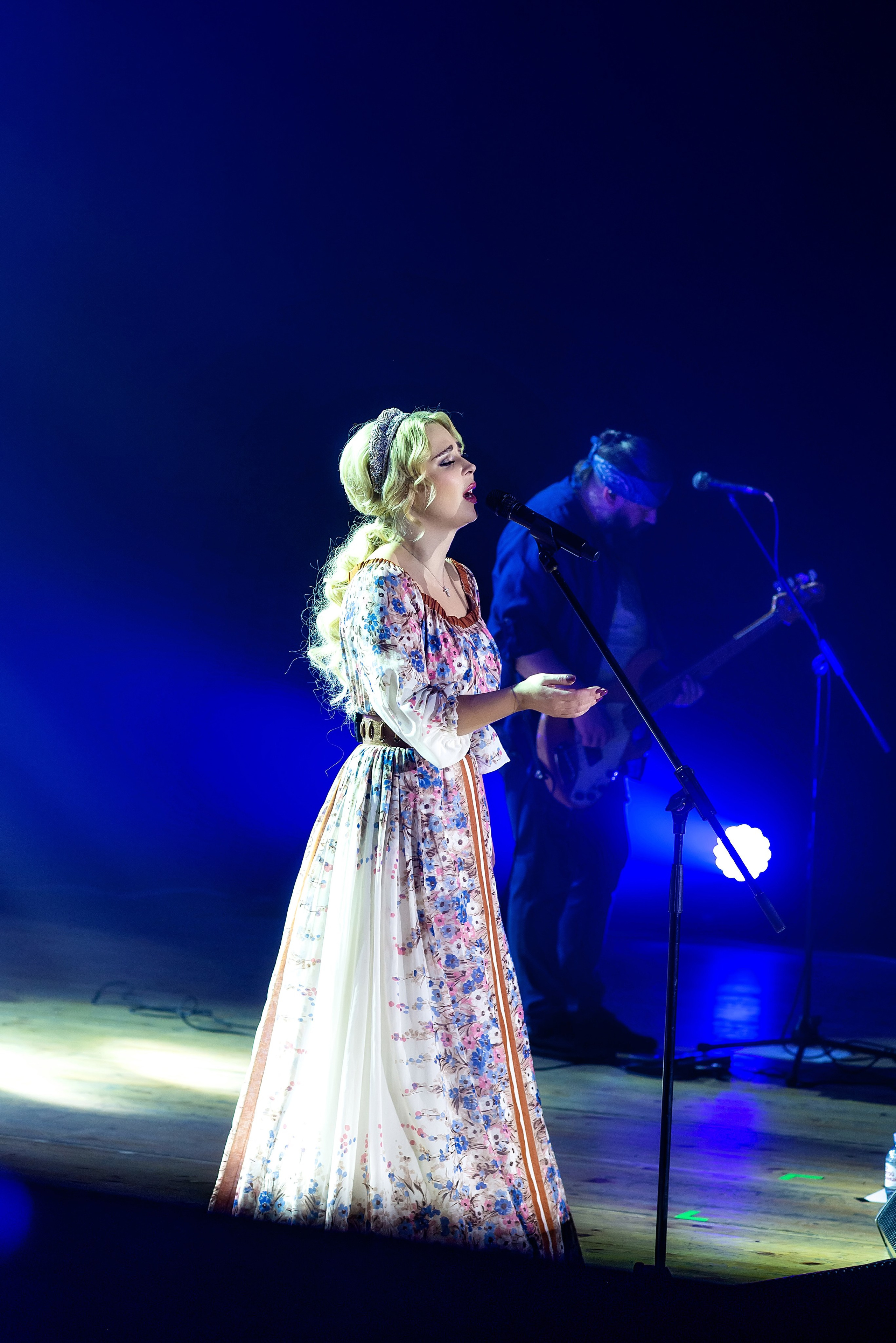 Концерт Пелагеи. Школьный, фэшн фотограф в Тюмени и в России Ирина Королева