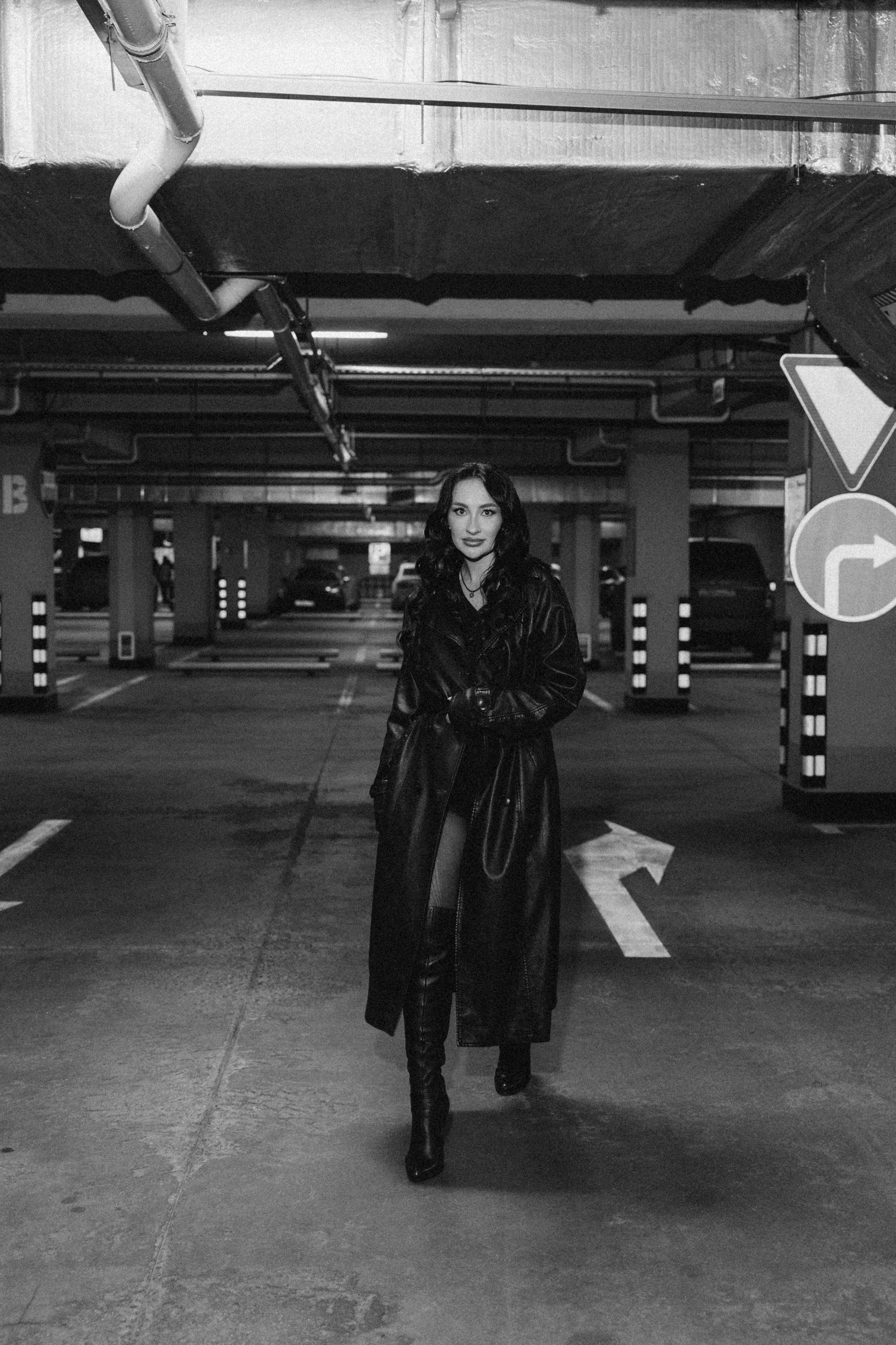 На парковке. Свадебный, семейный фотограф в Иркутске Светлана Макаричева