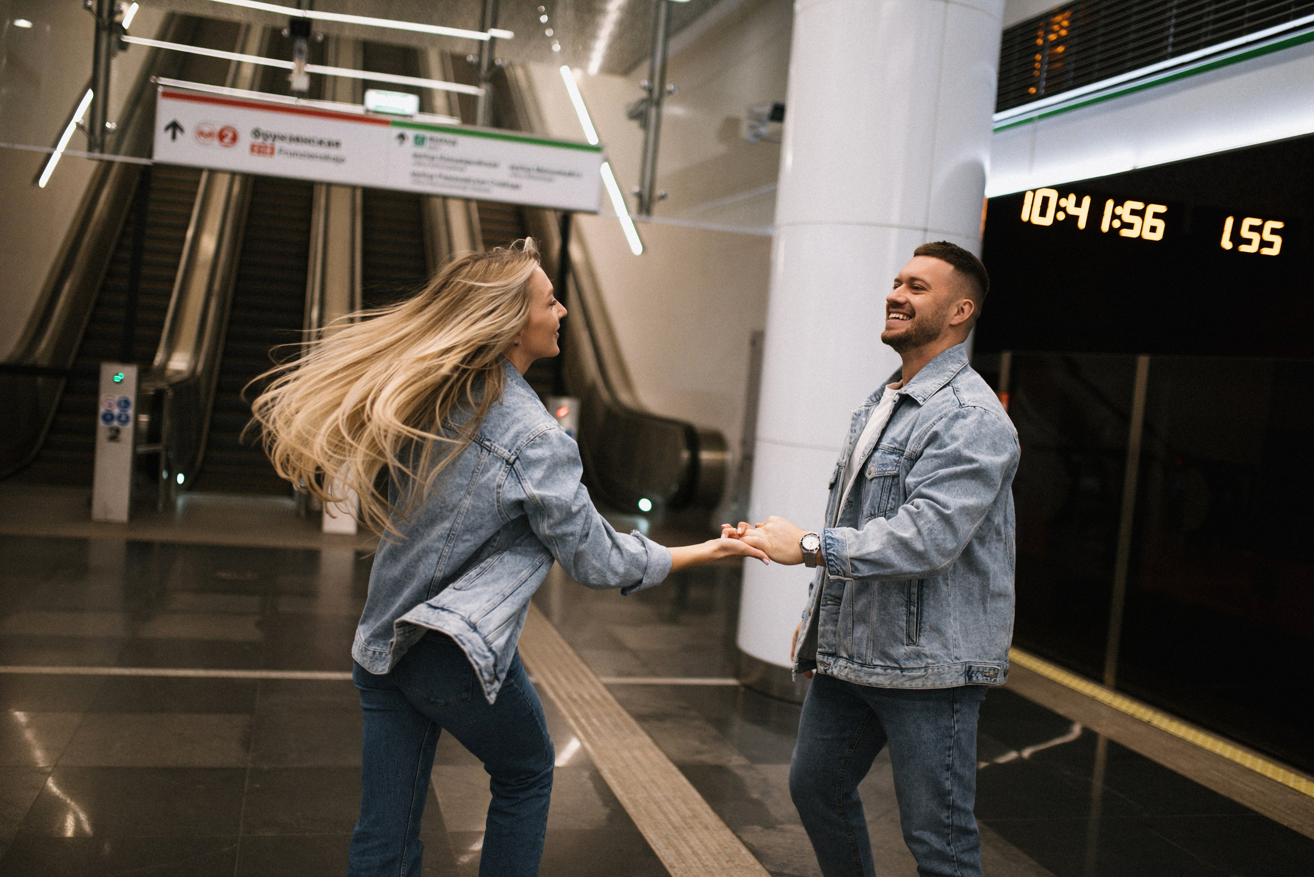 Пройдусь мурашками прямо по нам…. Свадебный фотограф в Минске и Санкт-Петербурге Вероника Аксенова