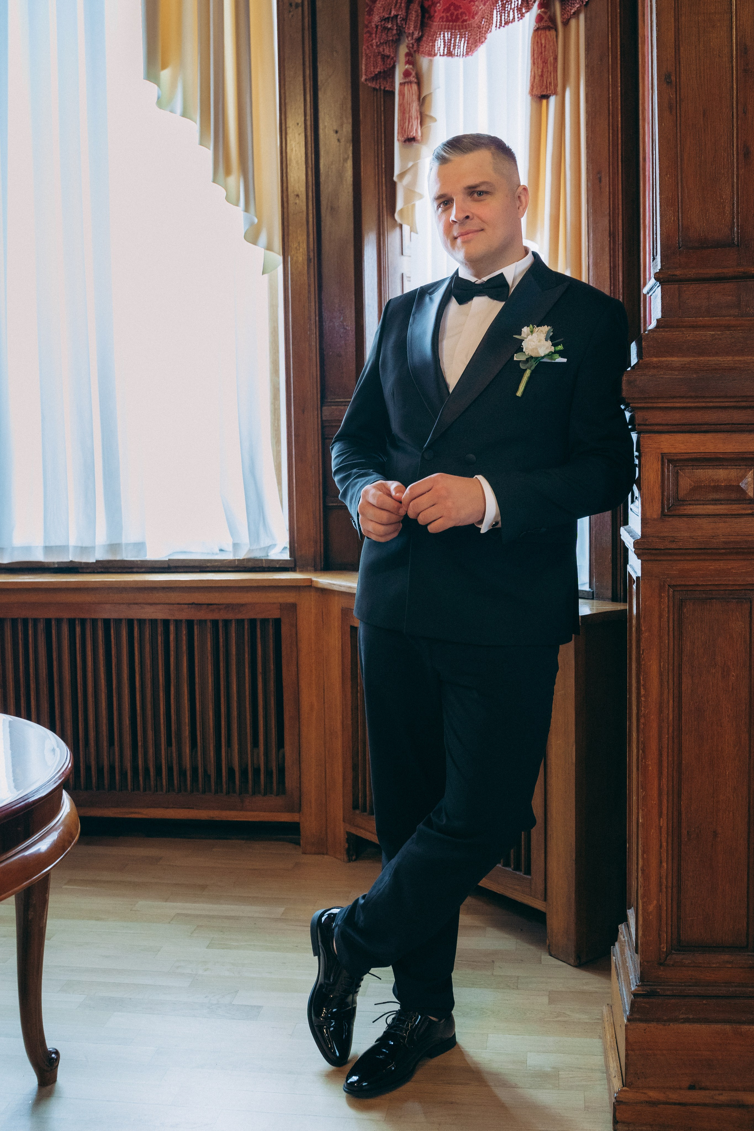 Во Дворце бракосочетания № 2. Professional photoartist in St. Petersburg (wedding, reportage, portrait, model book, love story) Alexander Shvedov