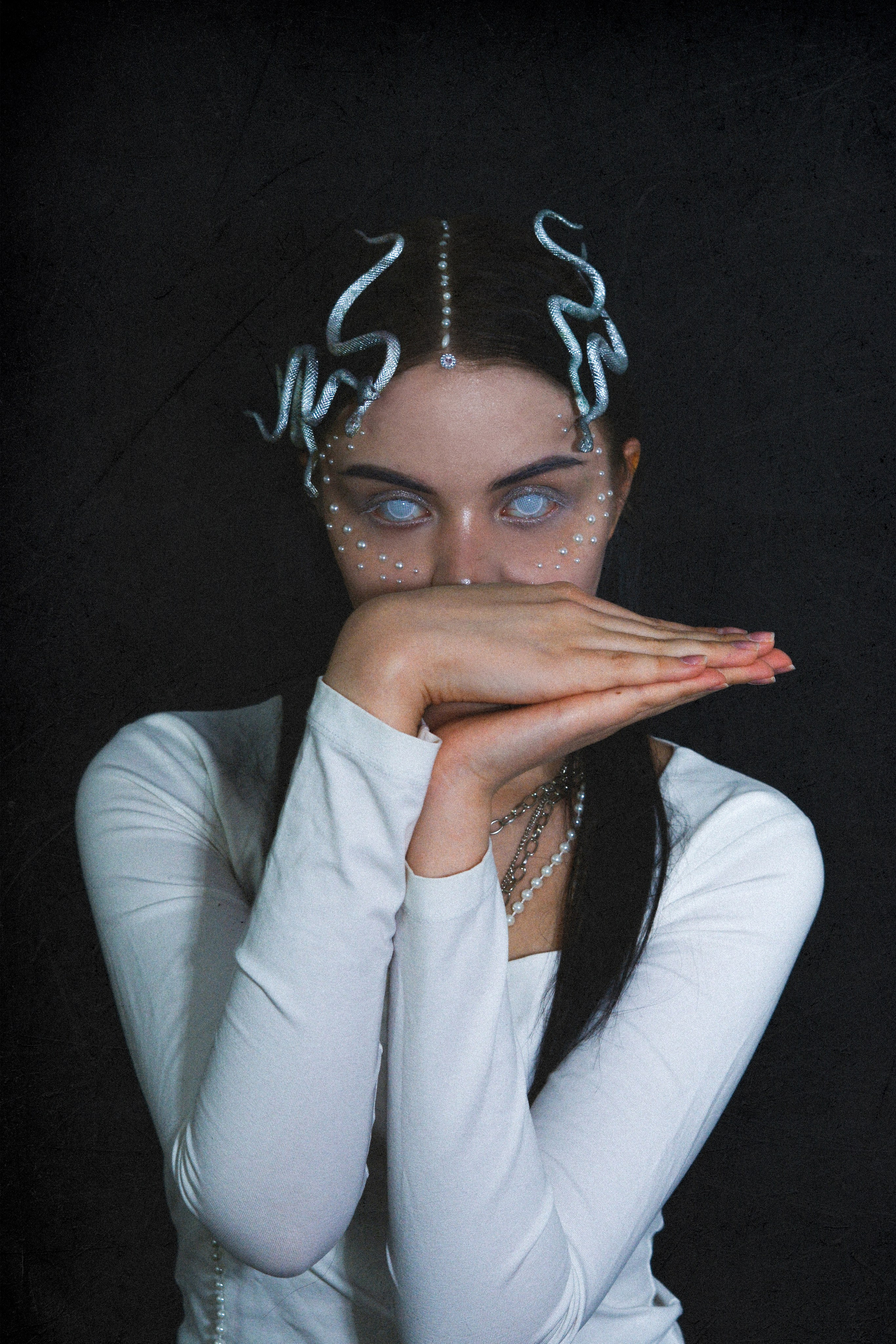 Snakes. Vcut studio| Фотограф Валерия Мустаева