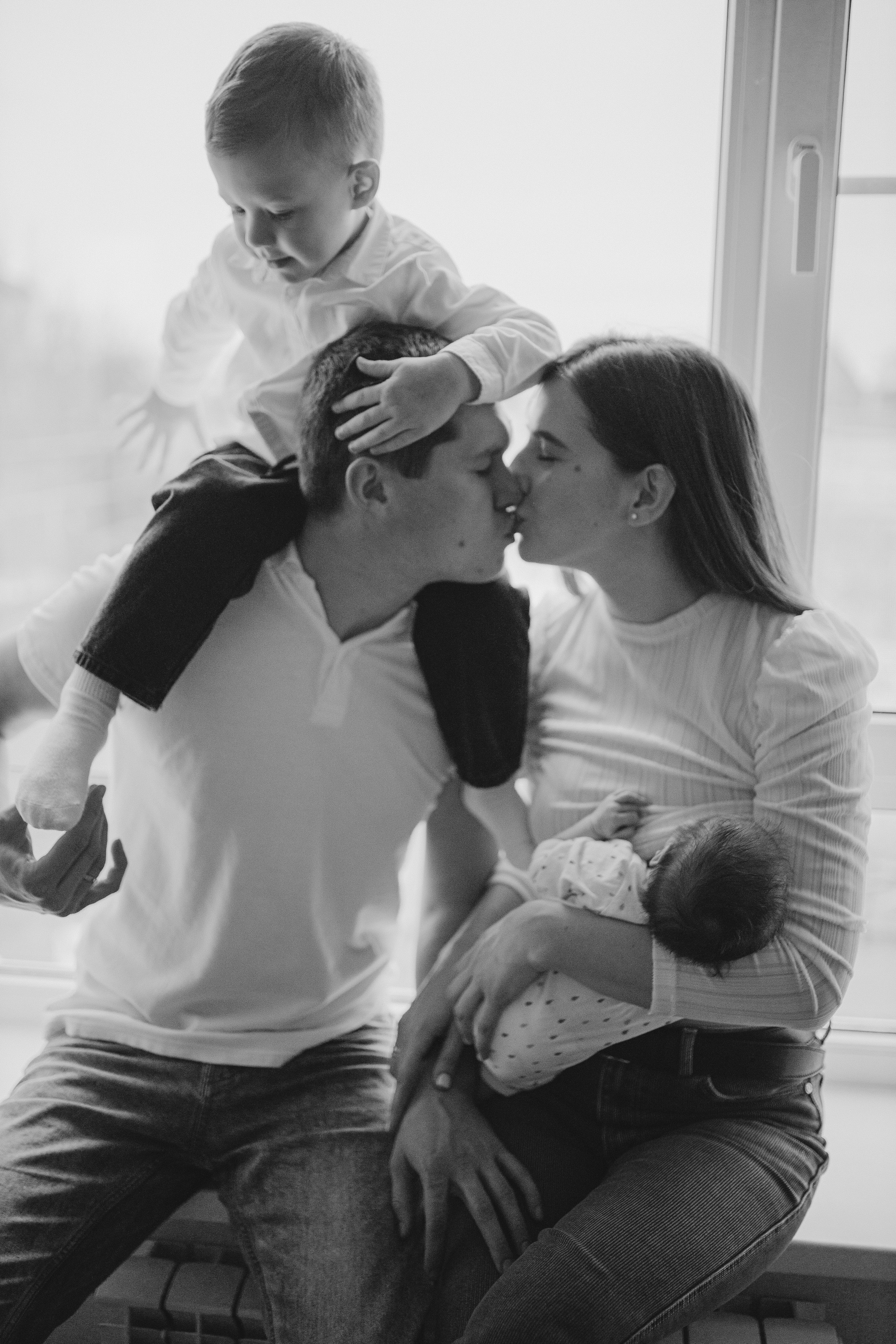 Саша и семья. Семейный фотограф и фотограф на роды в Ростове-на-Дону Мухина Виктория