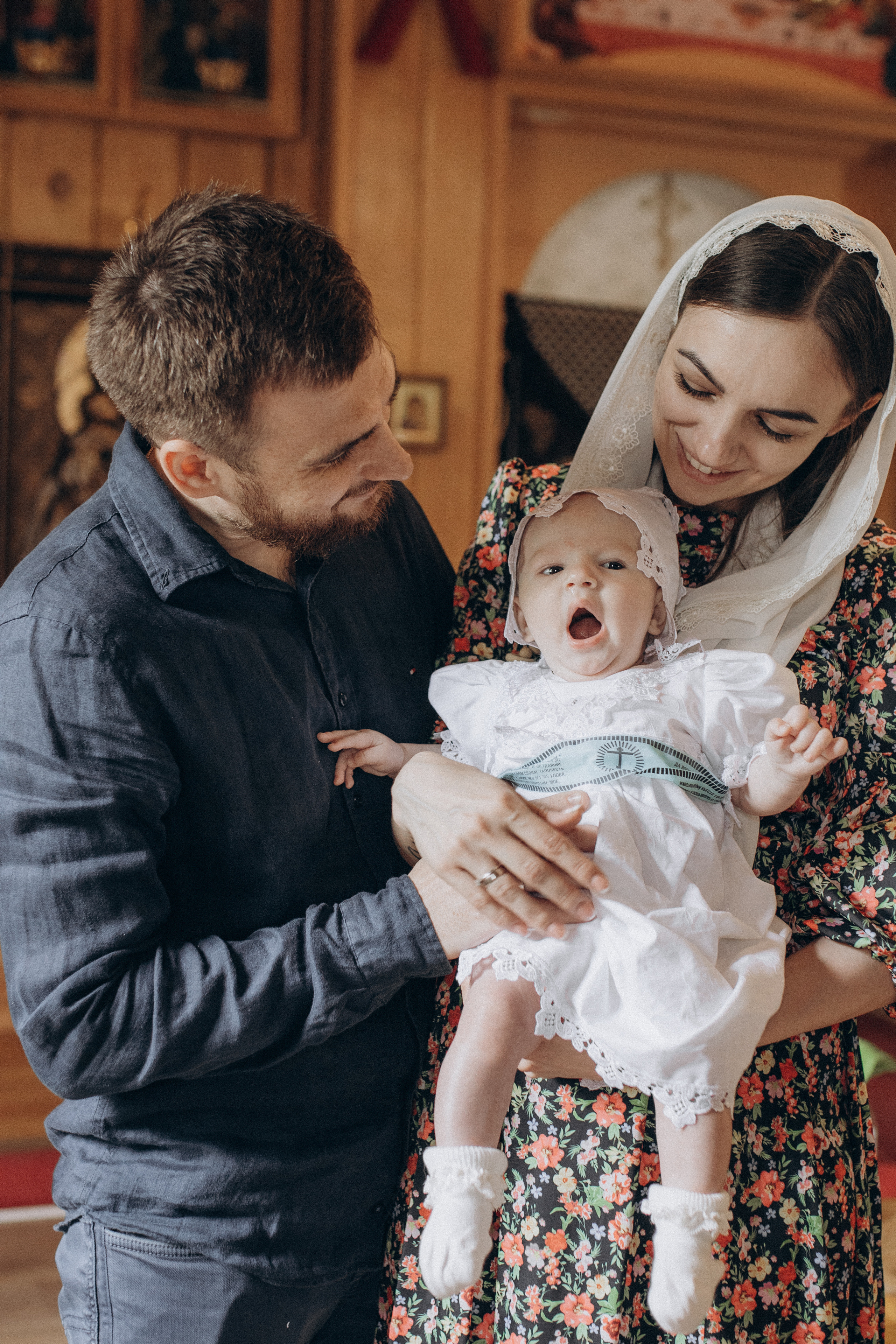 Крещение Амелии. Семейный фотограф и фотограф на роды в Ростове-на-Дону Мухина Виктория