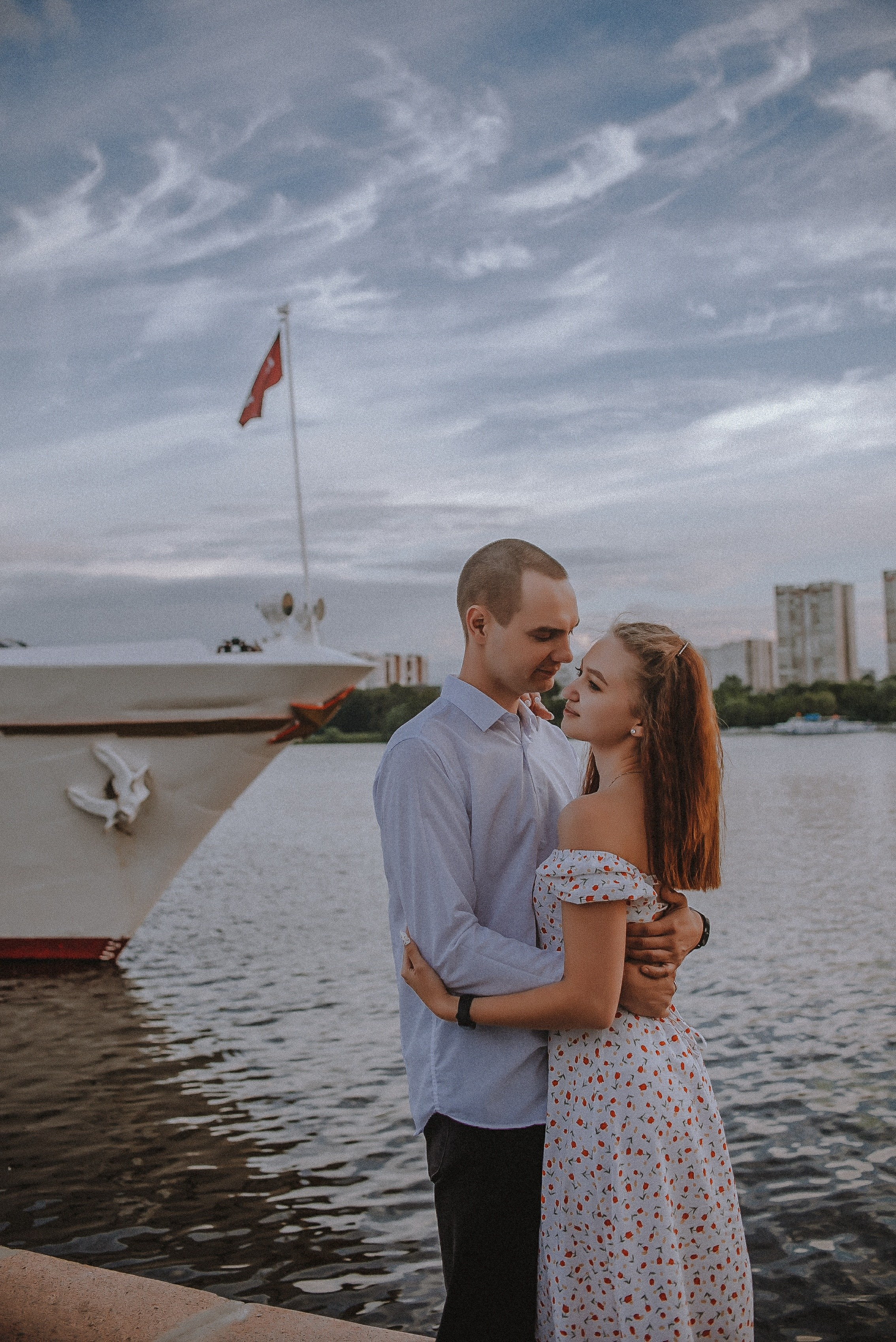 Северный речной вокзал. Свадебный и семейный фотограф в Москве Сажина Кристина КиМ. Свадебный оператор в Москве Сажин Максим