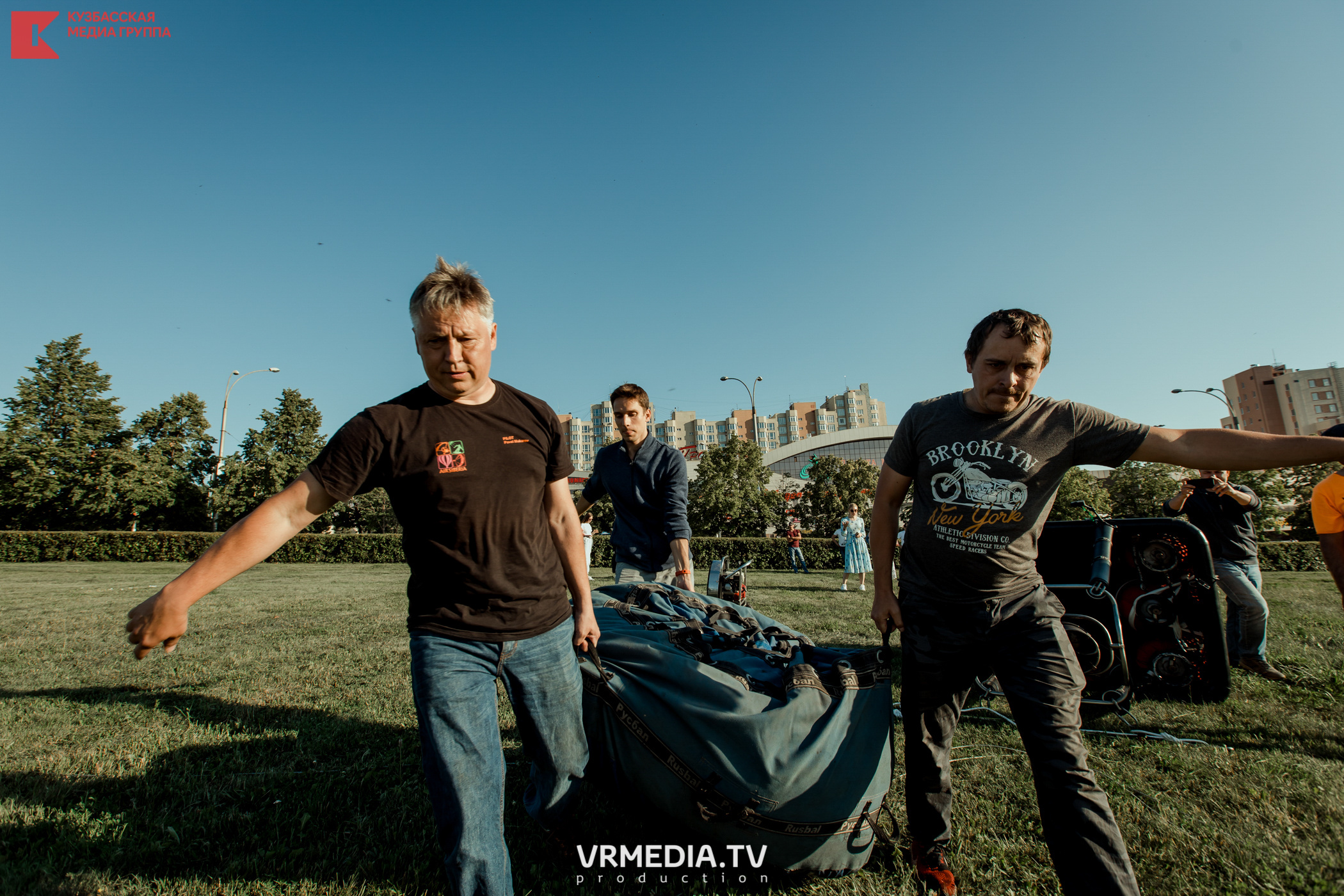 Запуск воздушный шаров. Герой Брестской крепости