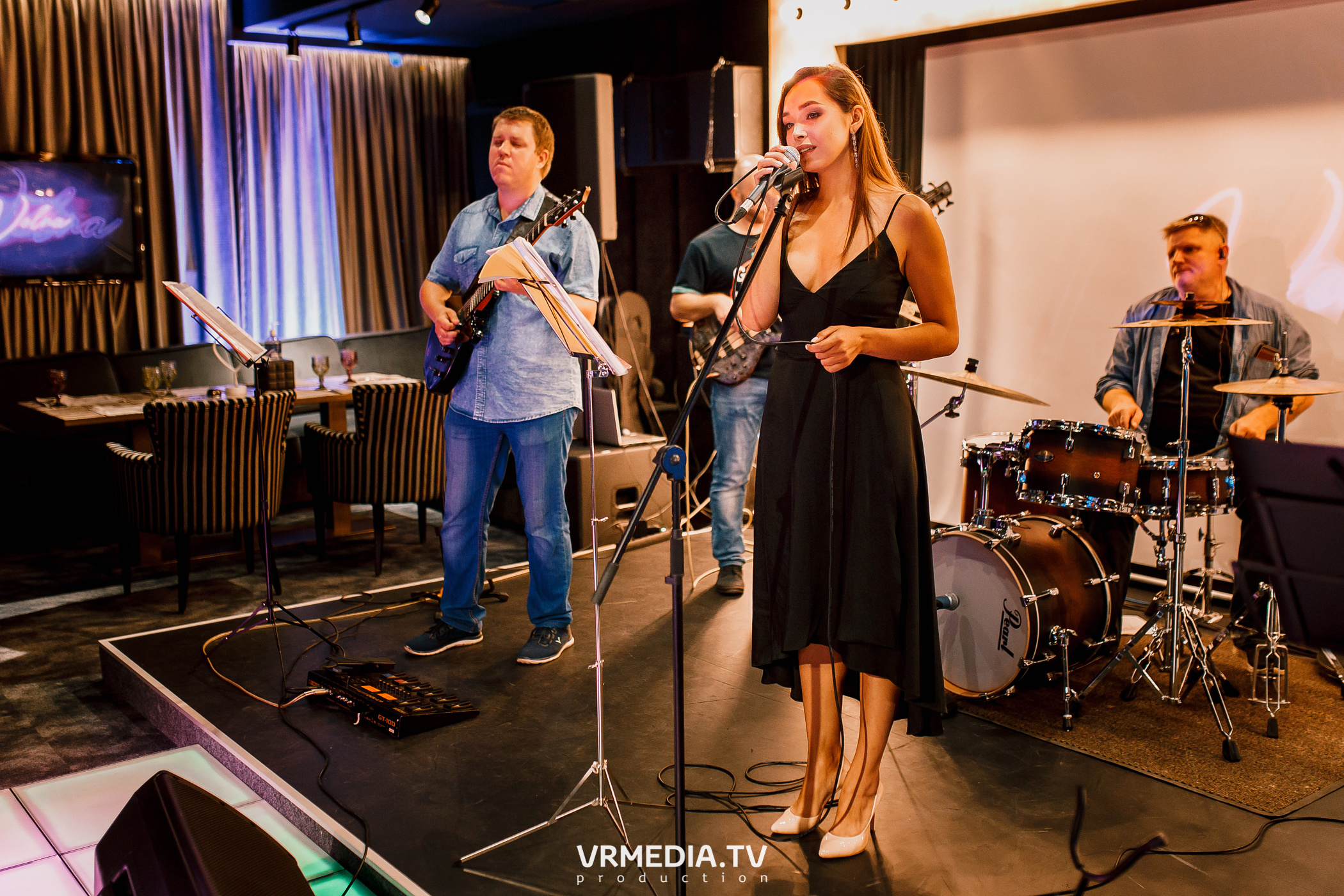SMOOTH JAZZ в караоке «Volna»