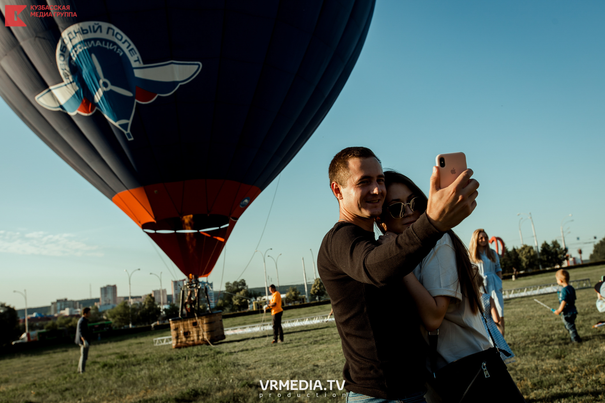 Запуск воздушный шаров. Герой Брестской крепости