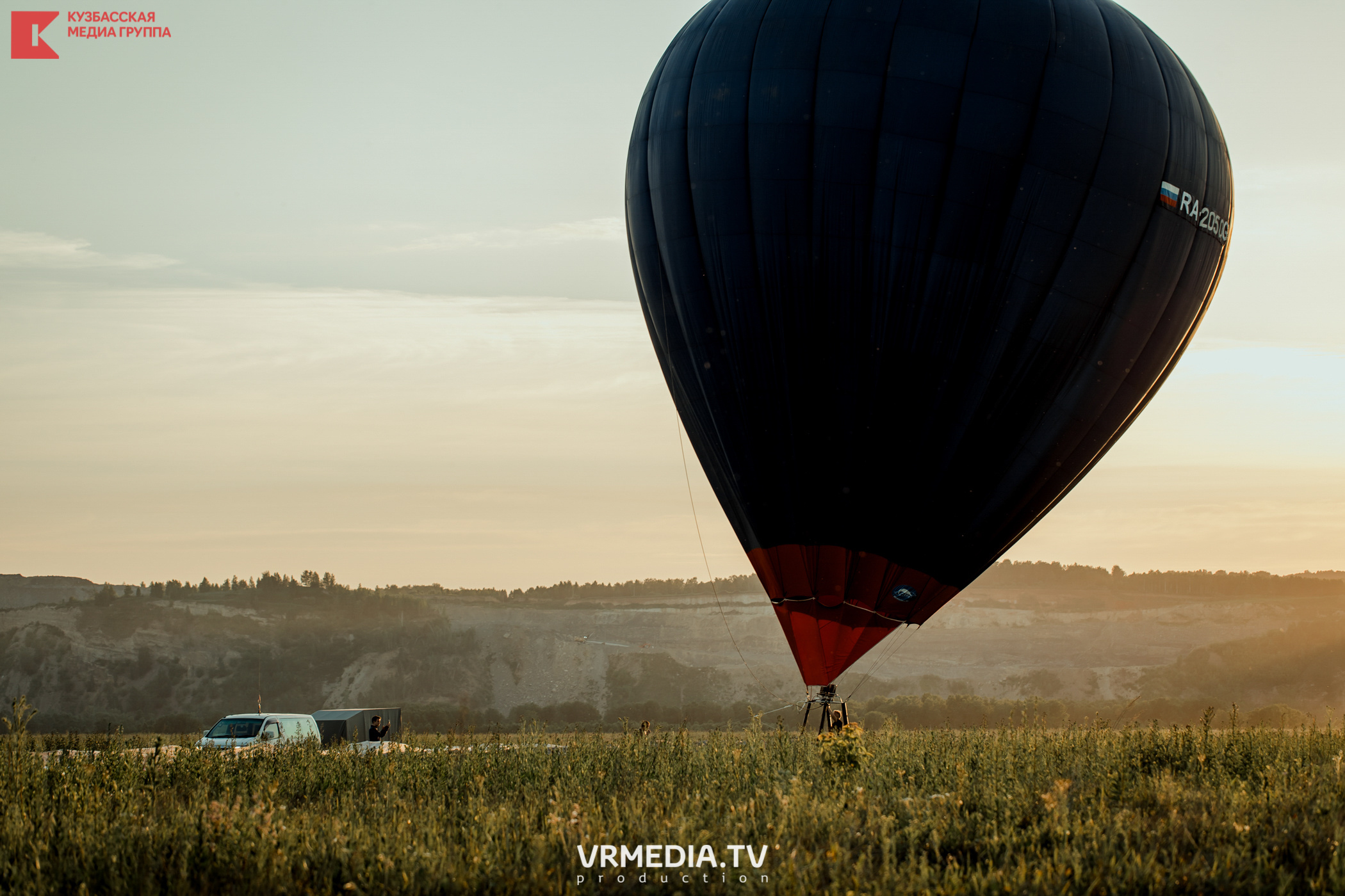 Запуск воздушный шаров. Герой Брестской крепости
