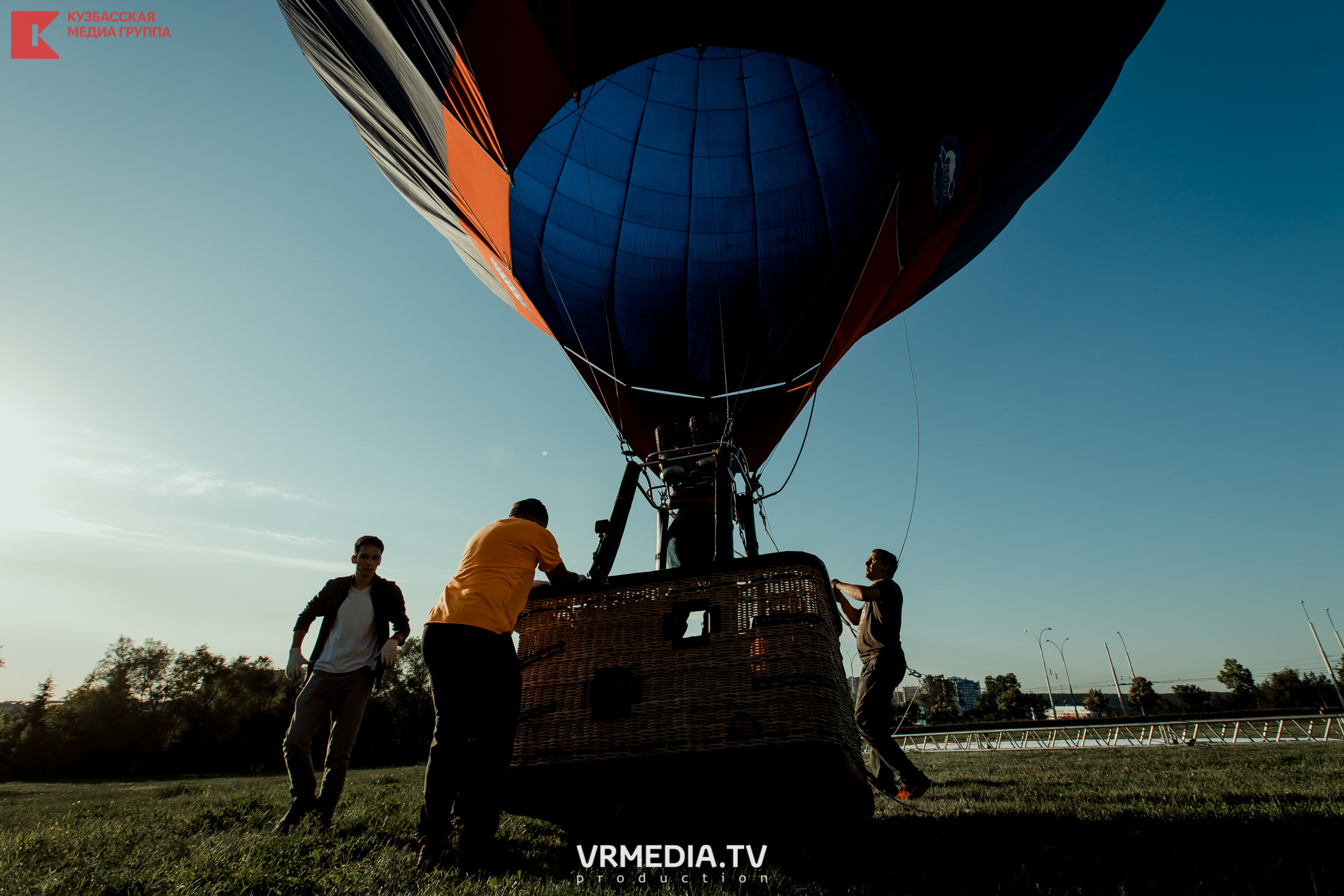 Запуск воздушный шаров. Герой Брестской крепости