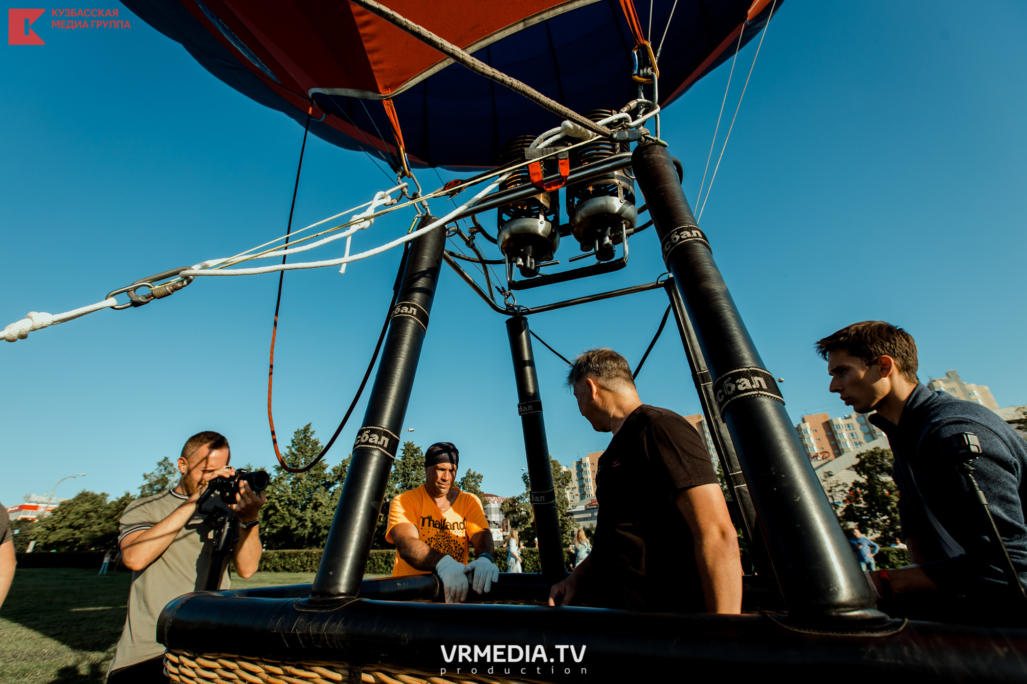 Запуск воздушный шаров. Герой Брестской крепости