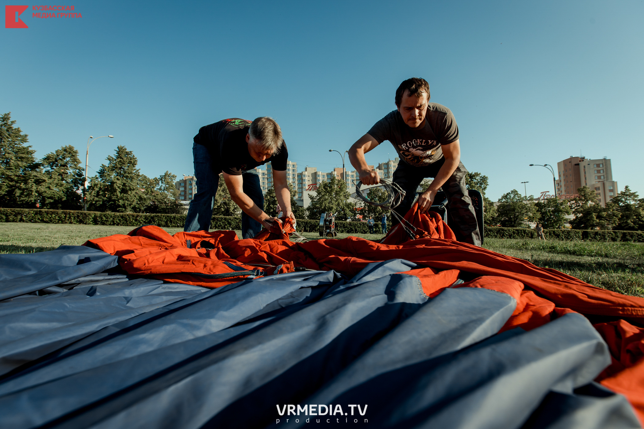 Запуск воздушный шаров. Герой Брестской крепости