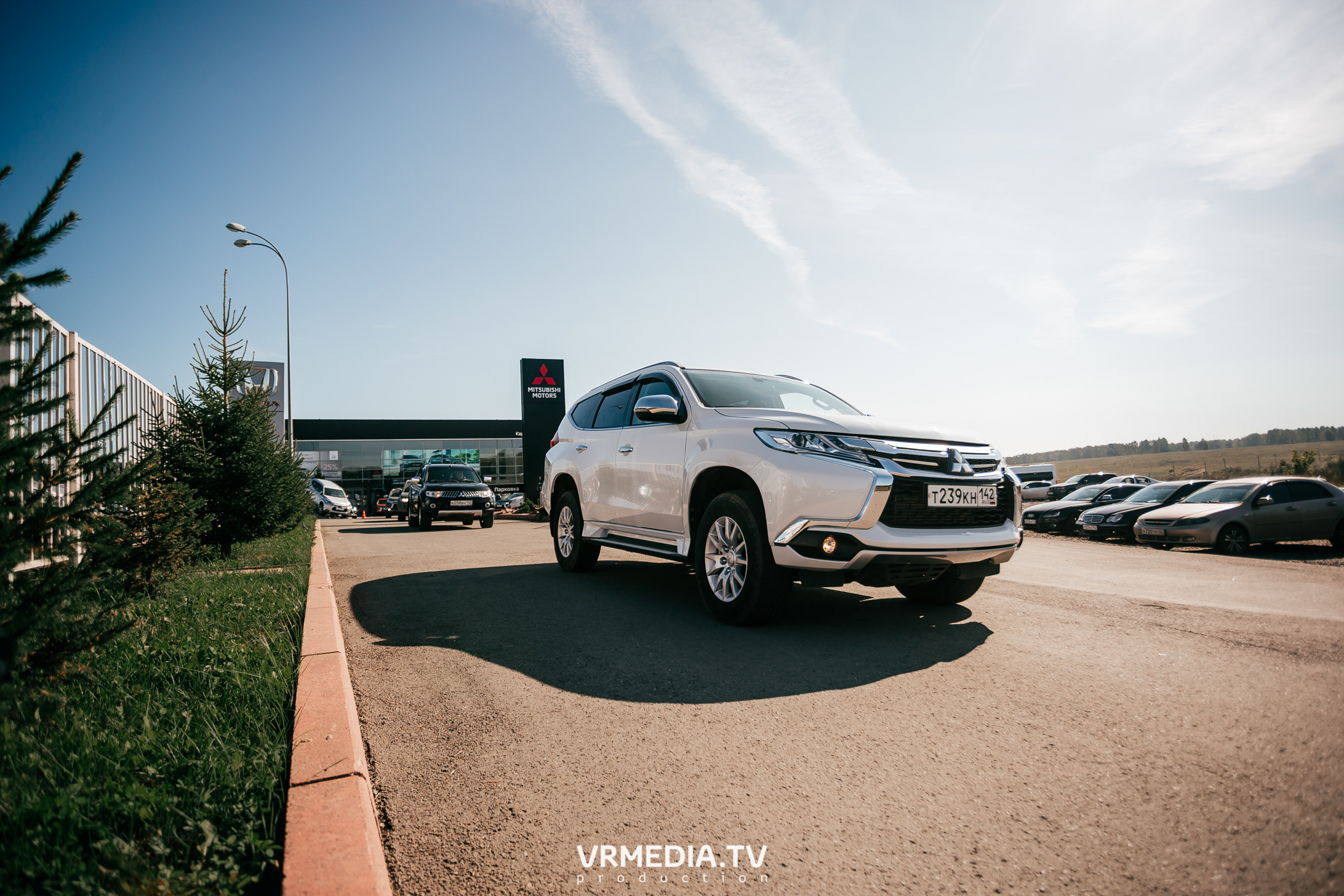 Внедорожный пикник Mitsubushi