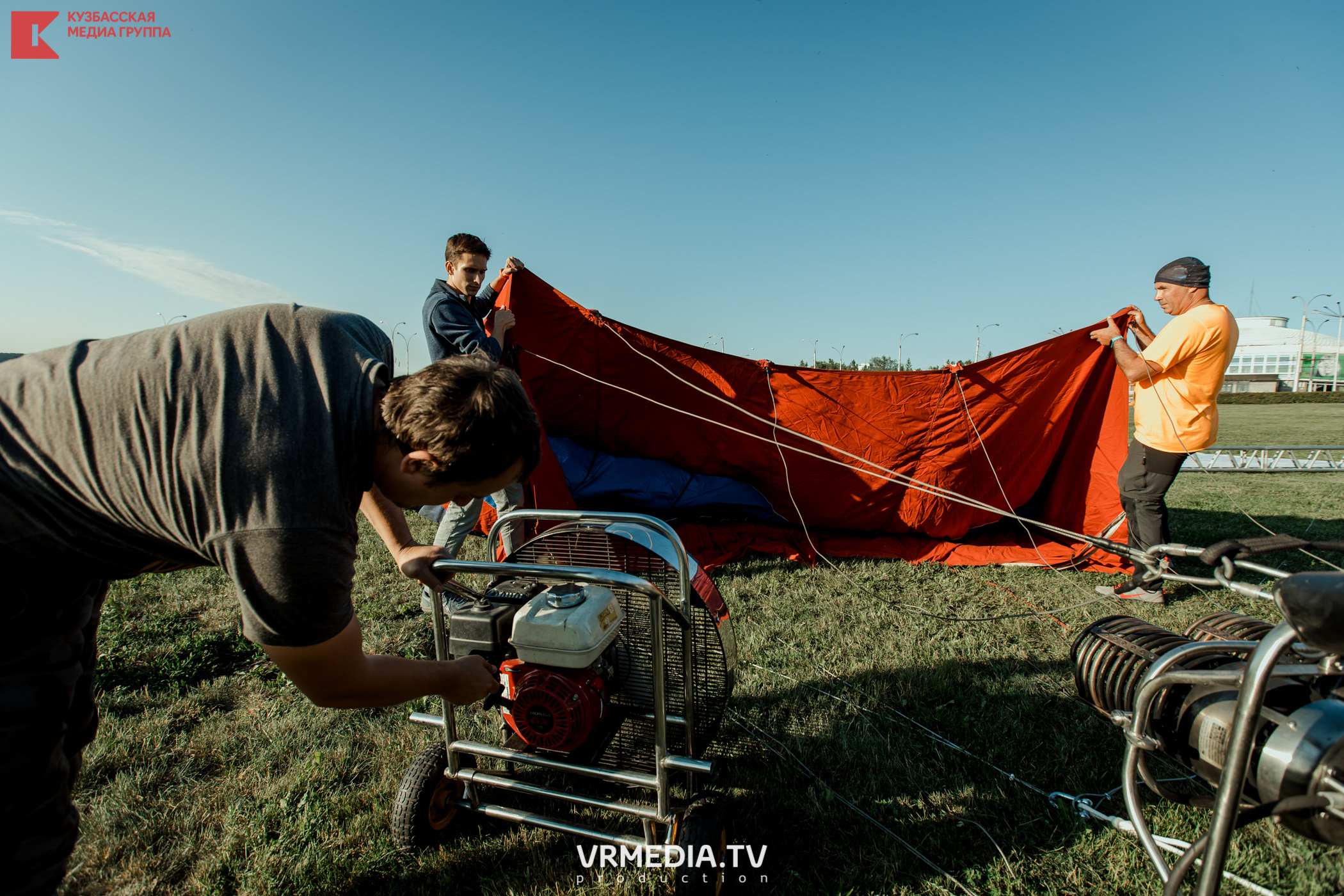 Запуск воздушный шаров. Герой Брестской крепости