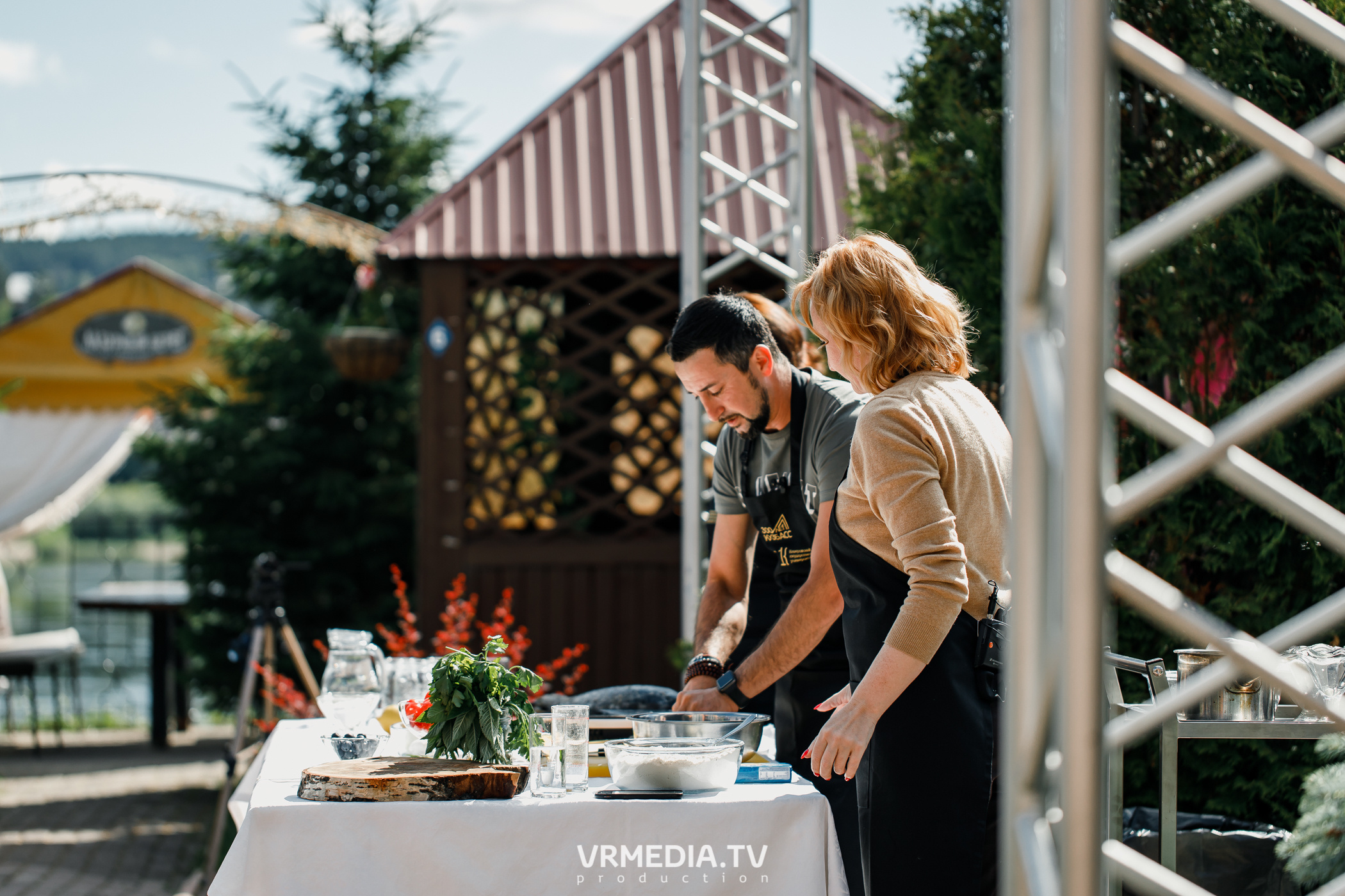 Backstage «Своя кухня» в РК «Лазурный Берег»