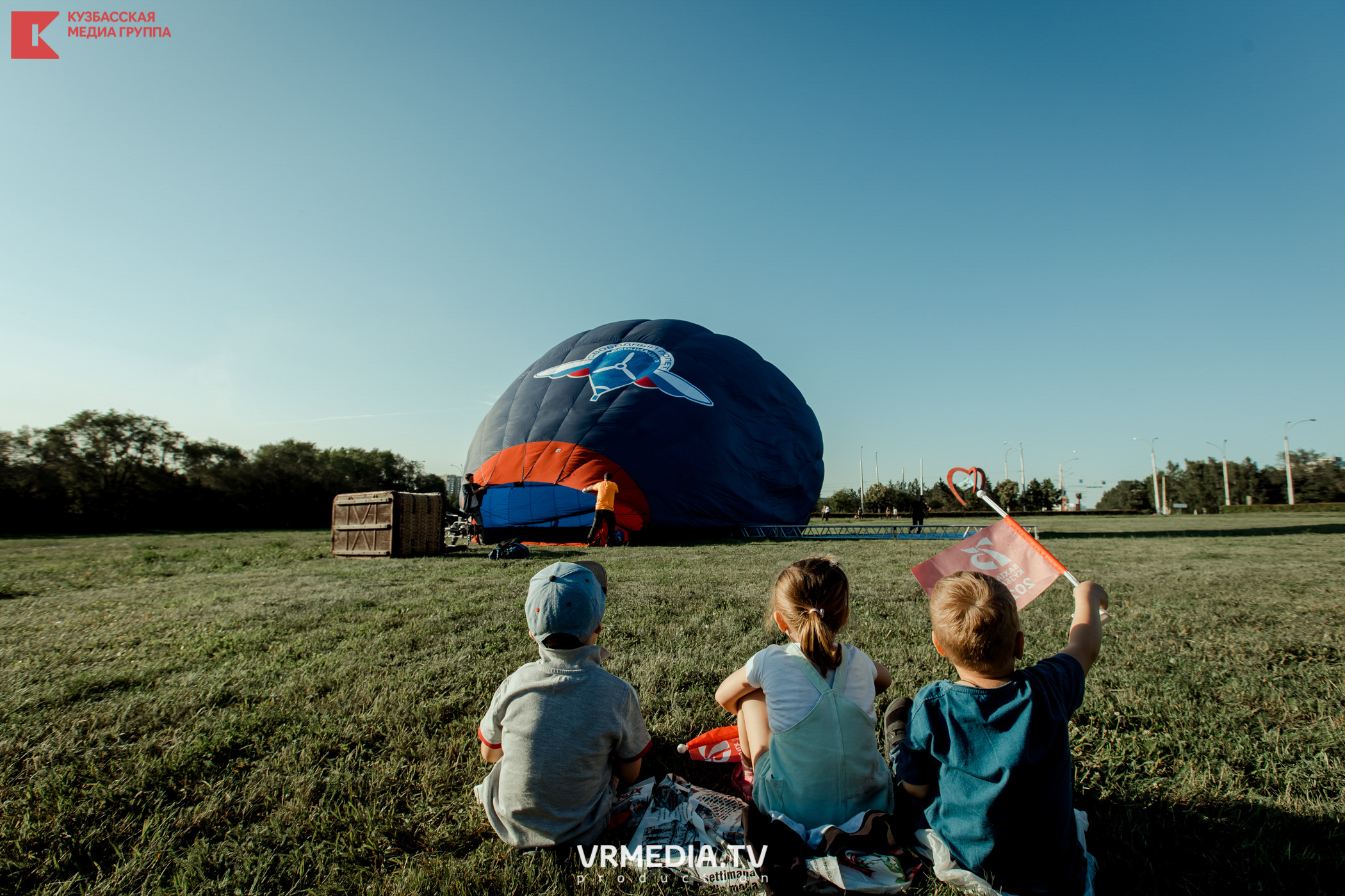 Запуск воздушный шаров. Герой Брестской крепости