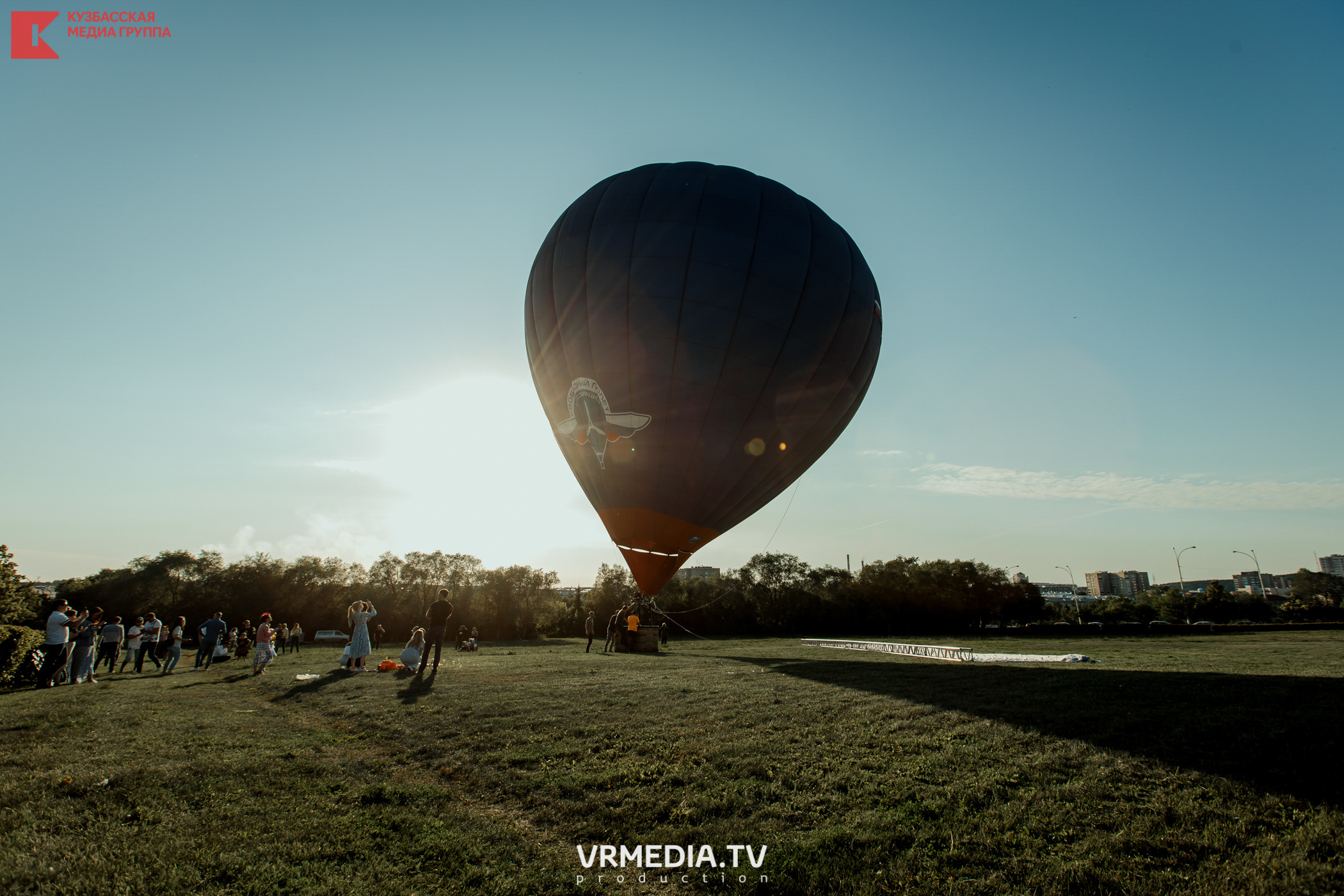 Запуск воздушный шаров. Герой Брестской крепости