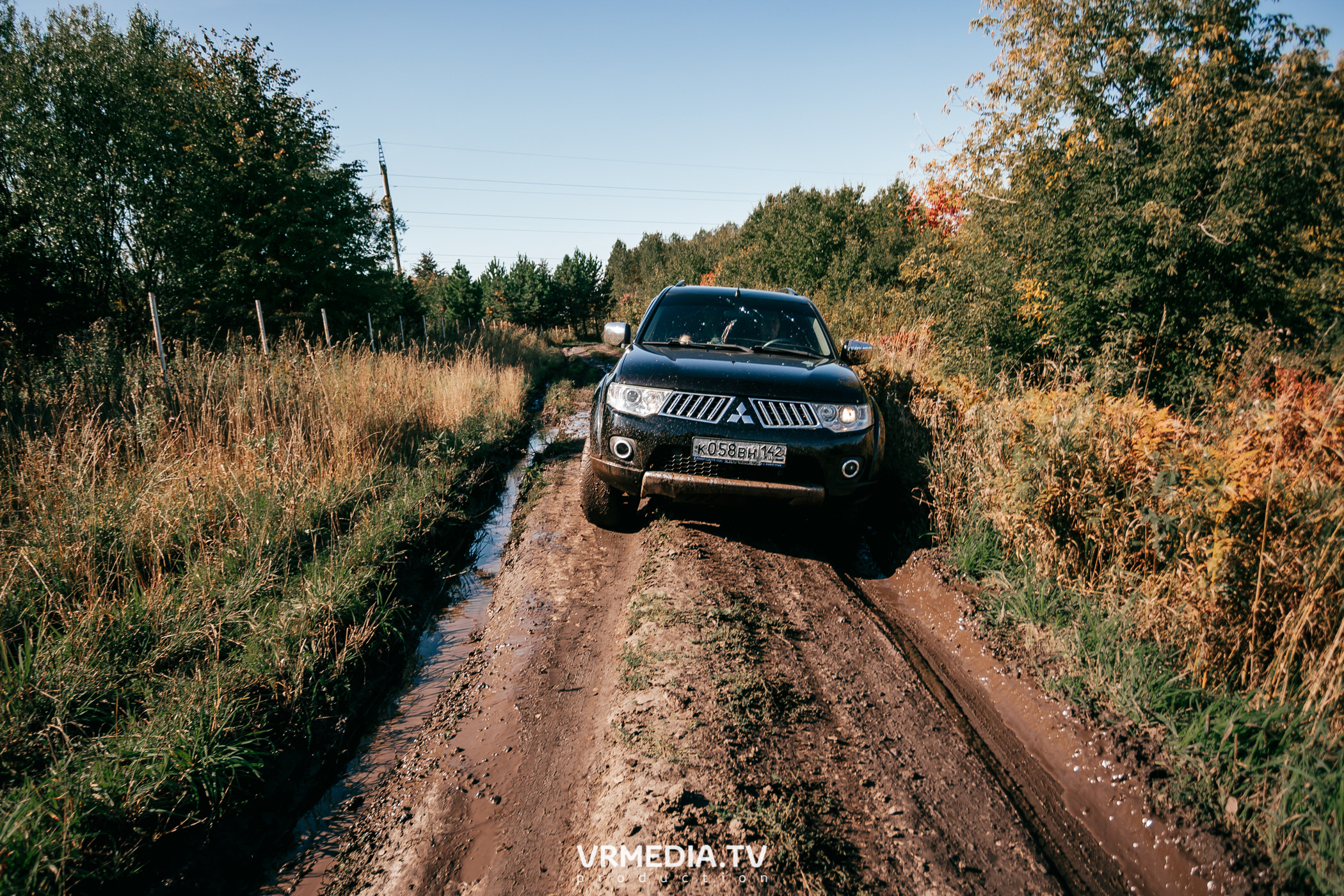 Внедорожный пикник Mitsubushi