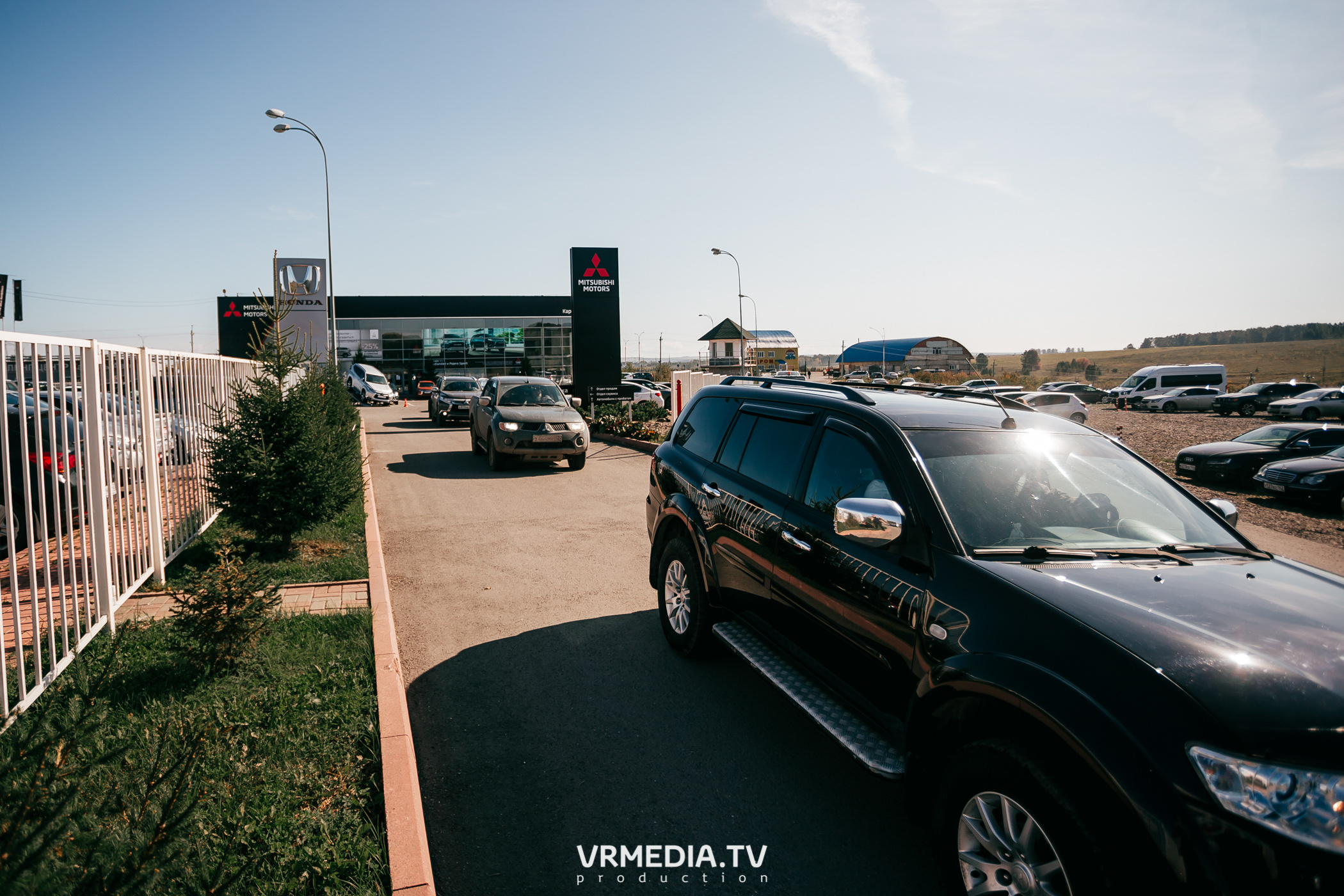 Внедорожный пикник Mitsubushi