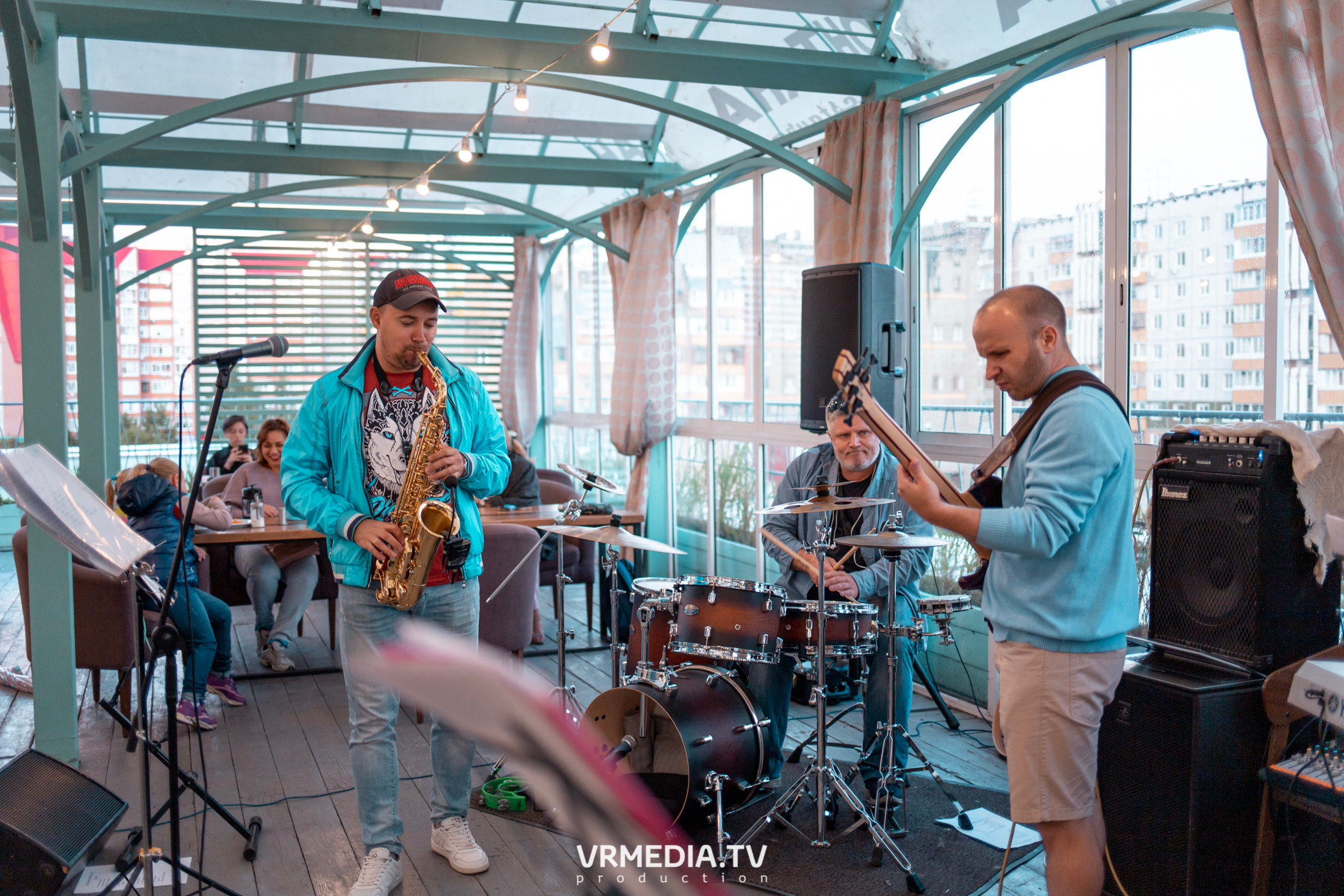 Джазовая среда в ресторане «Монтана»