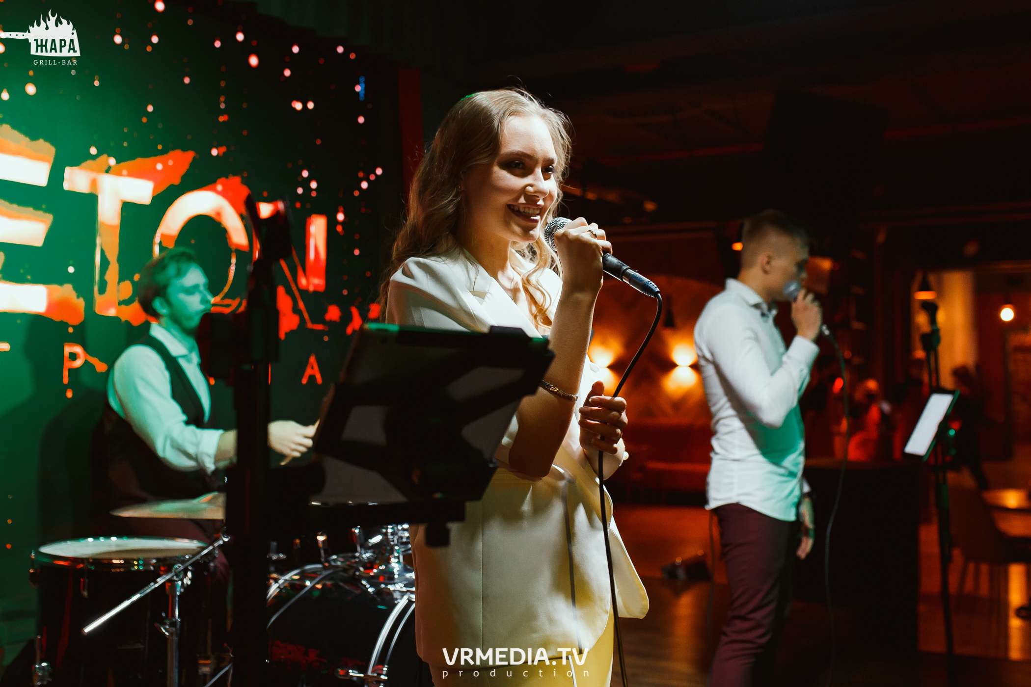 Группа «MOVETON» в гриль-баре «Жара»