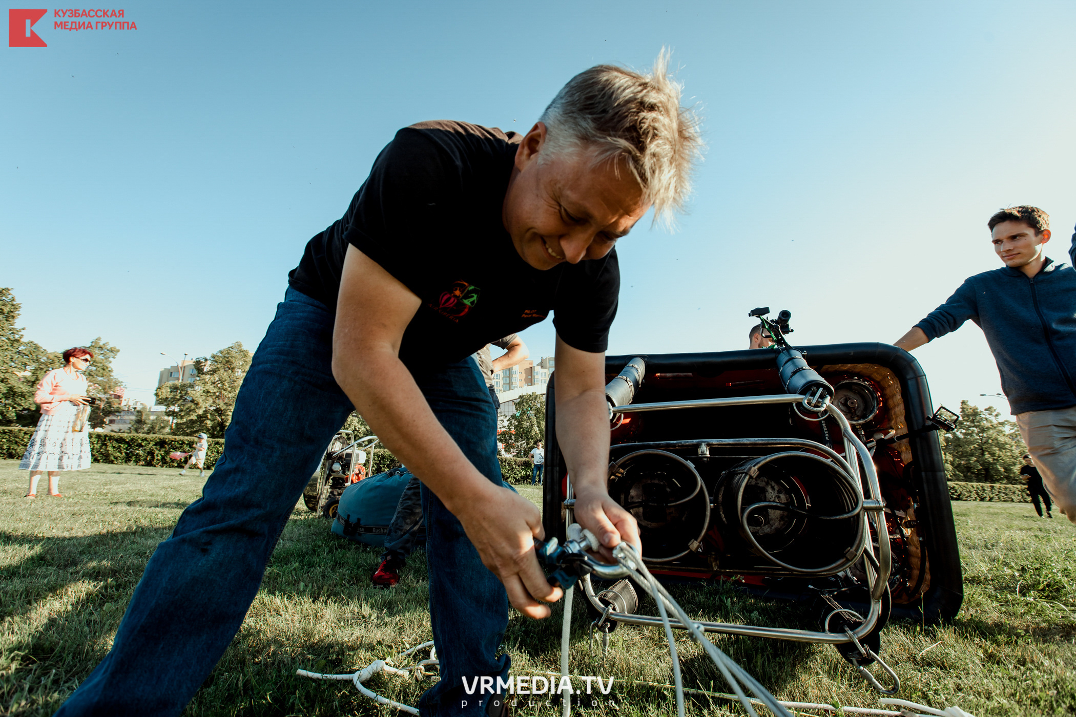 Запуск воздушный шаров. Герой Брестской крепости