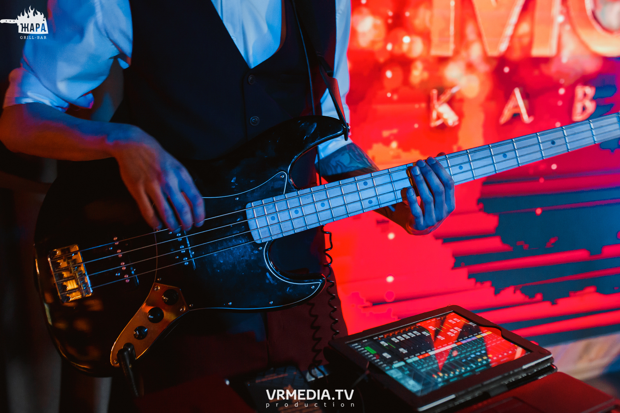 Группа «MOVETON» в гриль-баре «Жара»