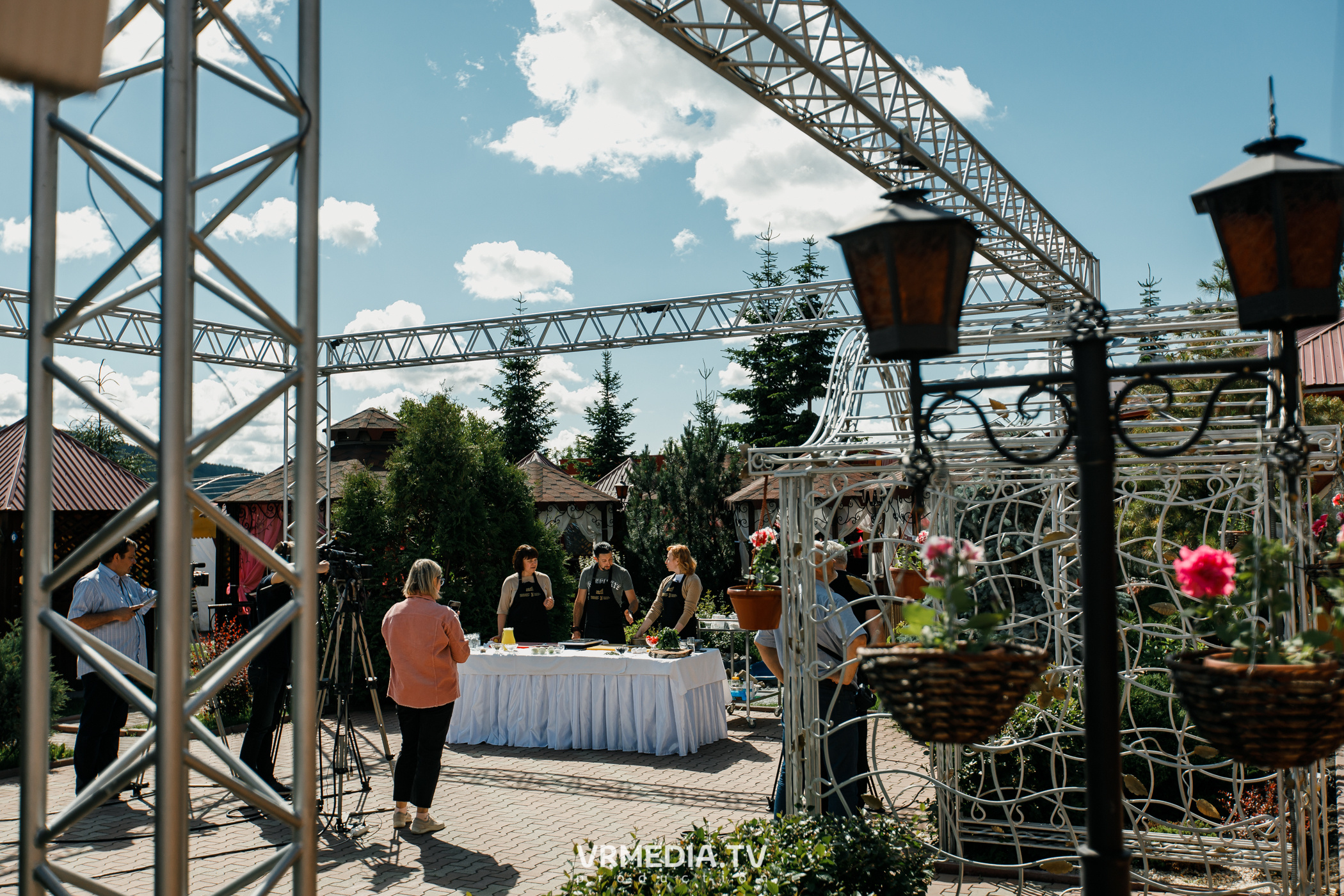 Backstage «Своя кухня» в РК «Лазурный Берег»