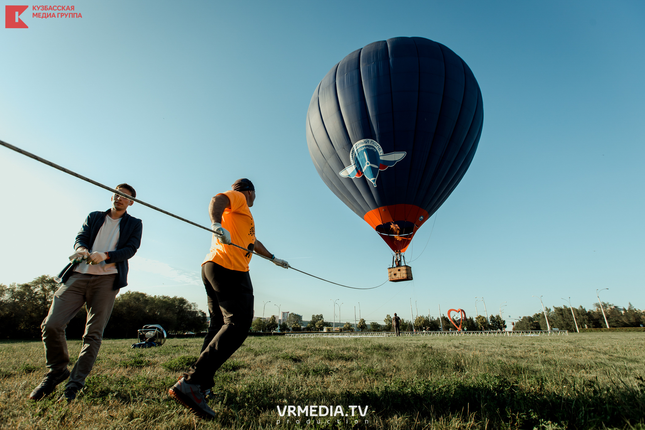 Запуск воздушный шаров. Герой Брестской крепости