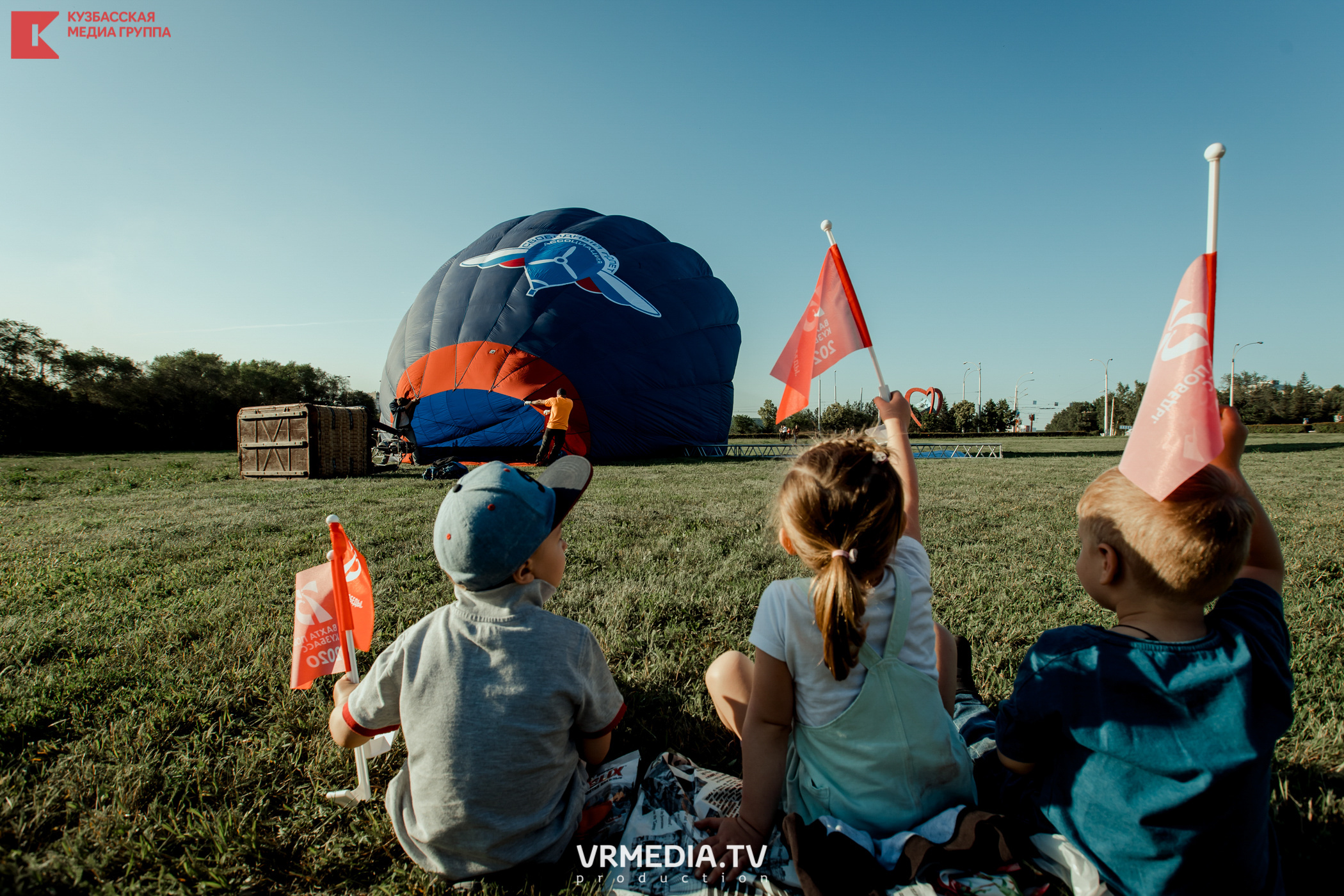 Запуск воздушный шаров. Герой Брестской крепости