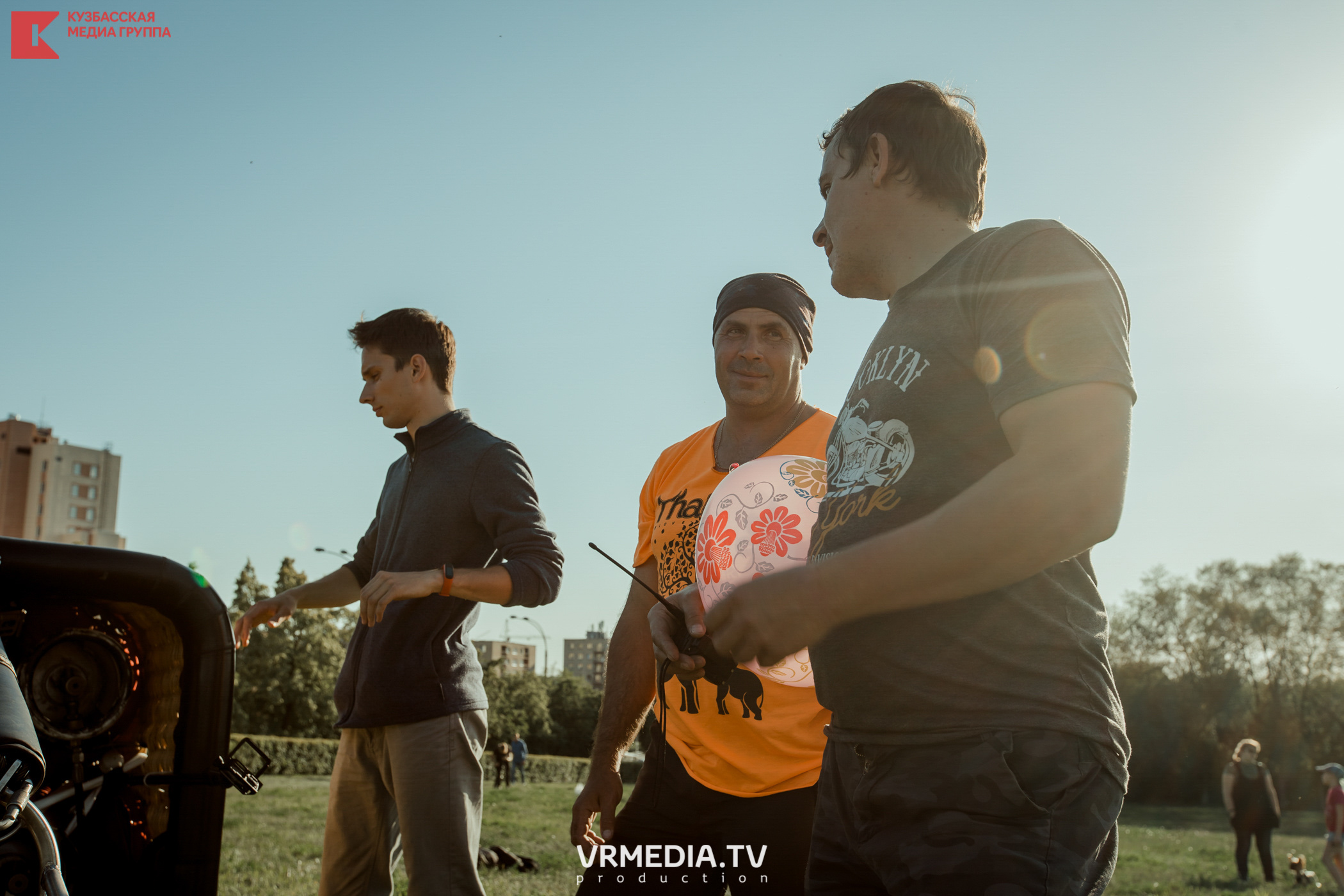 Запуск воздушный шаров. Герой Брестской крепости